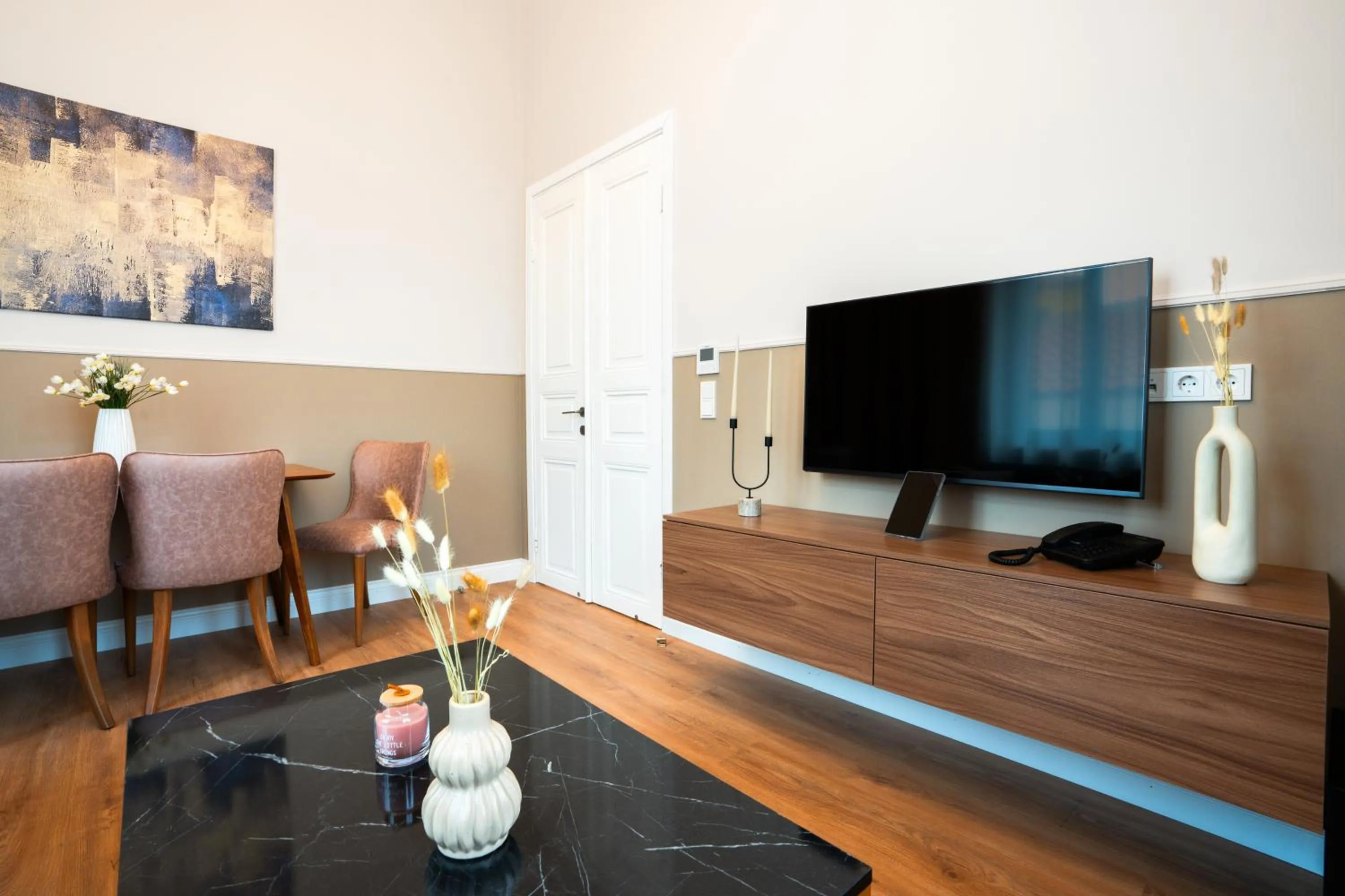 TV and multimedia in Oikia Classic House in Old Town Kavala