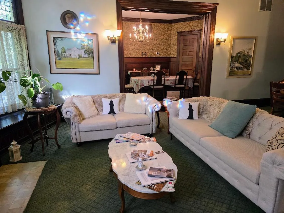 Seating area in The Kings Throne Inn and Guest House