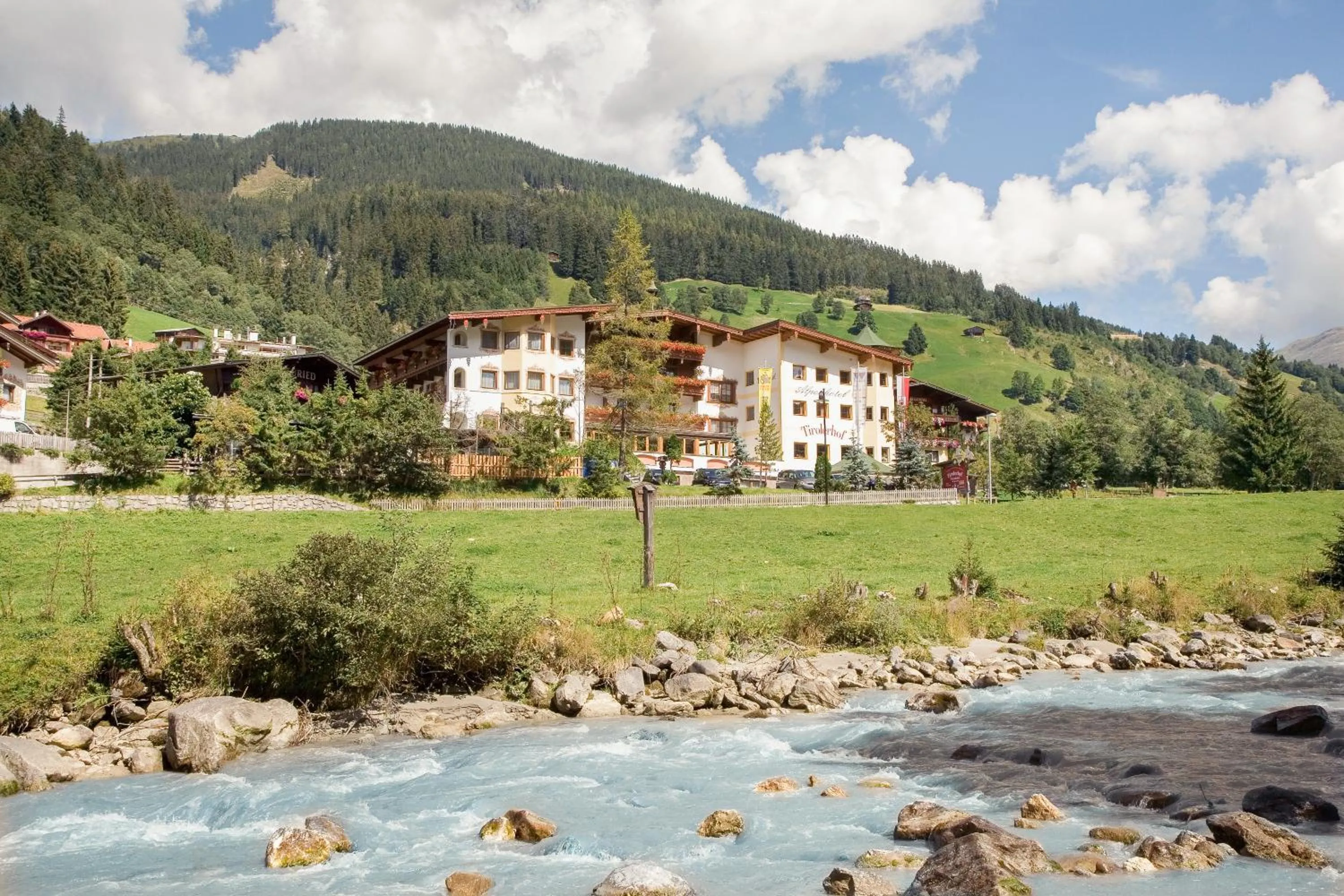 Property building in Alpenhotel Tirolerhof Gerlos