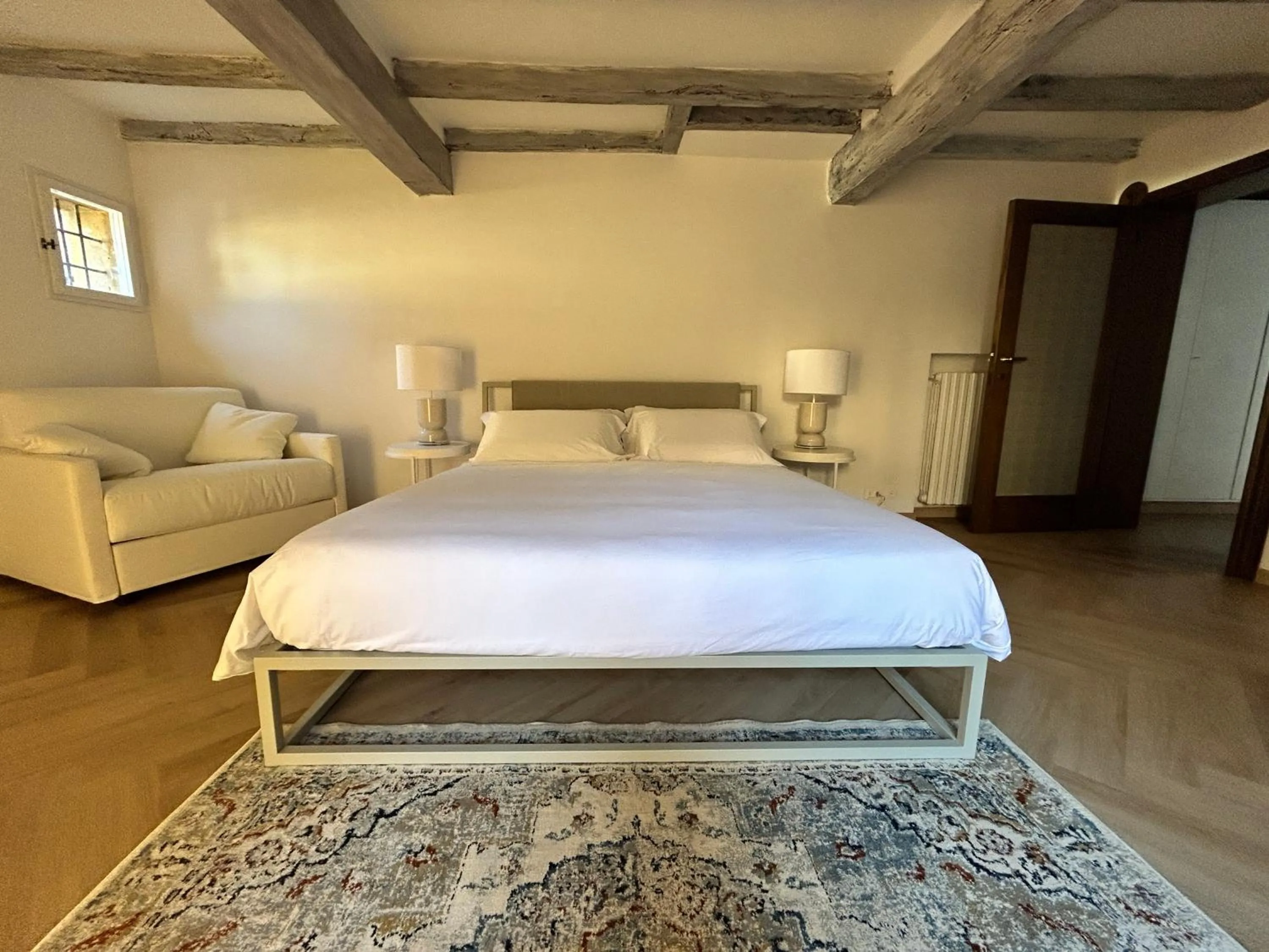Bedroom, Bed in Frame Bologna