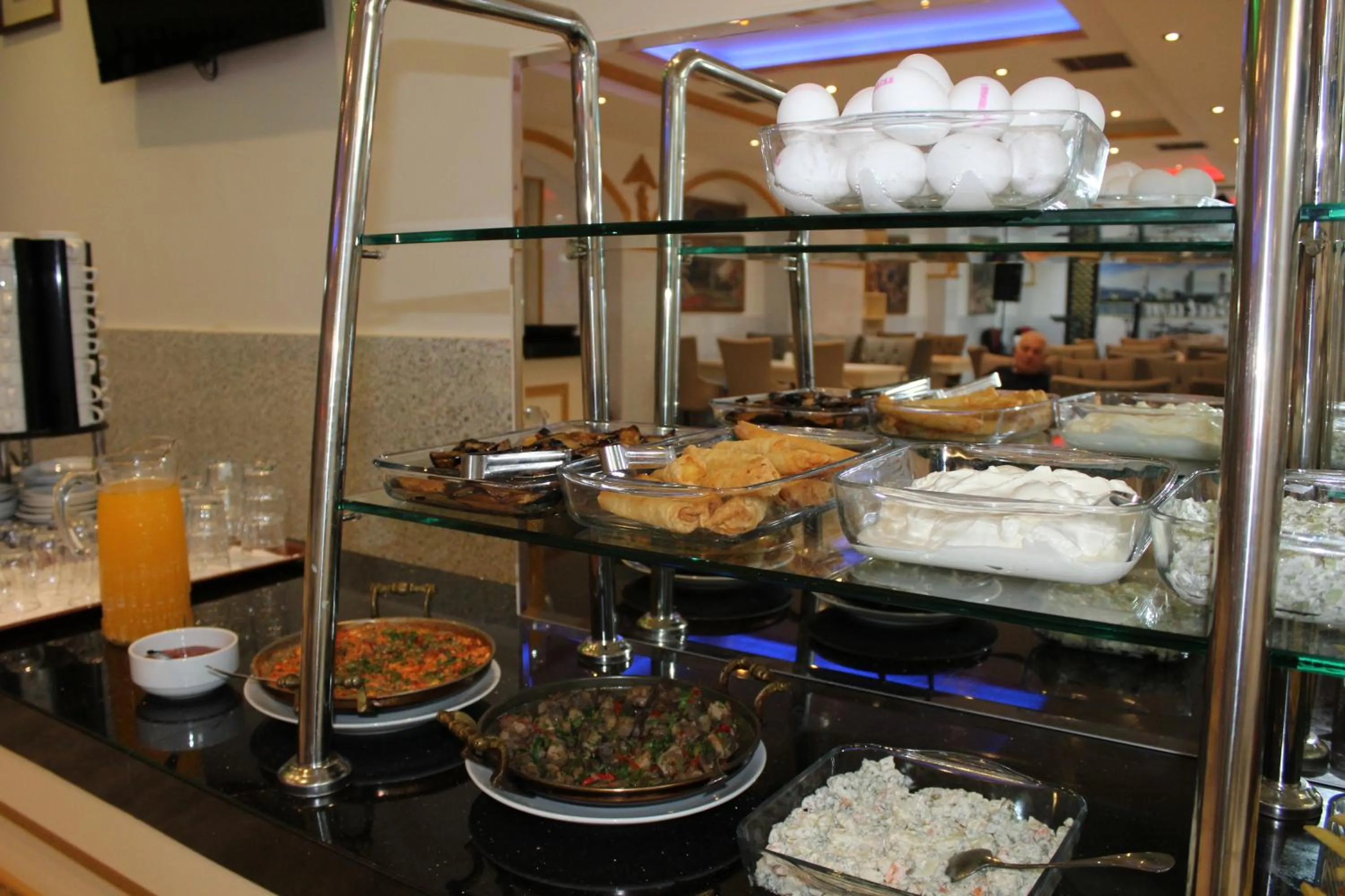 Restaurant/places to eat in Grand Georgian Palace
