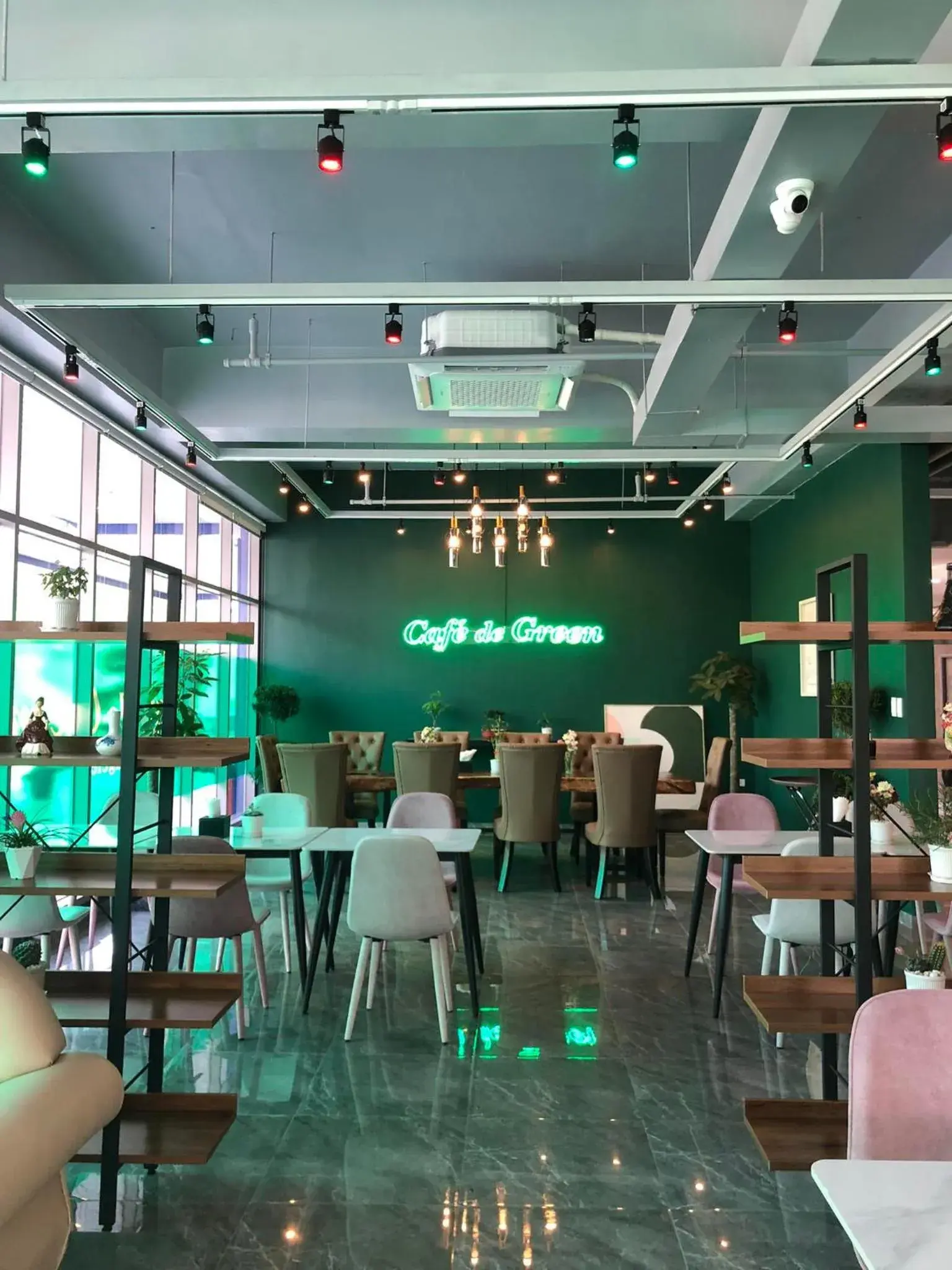 Restaurant/places to eat in The Clover Hotel Angeles City Restaurant/places to eat in The Clover Hotel Angeles City