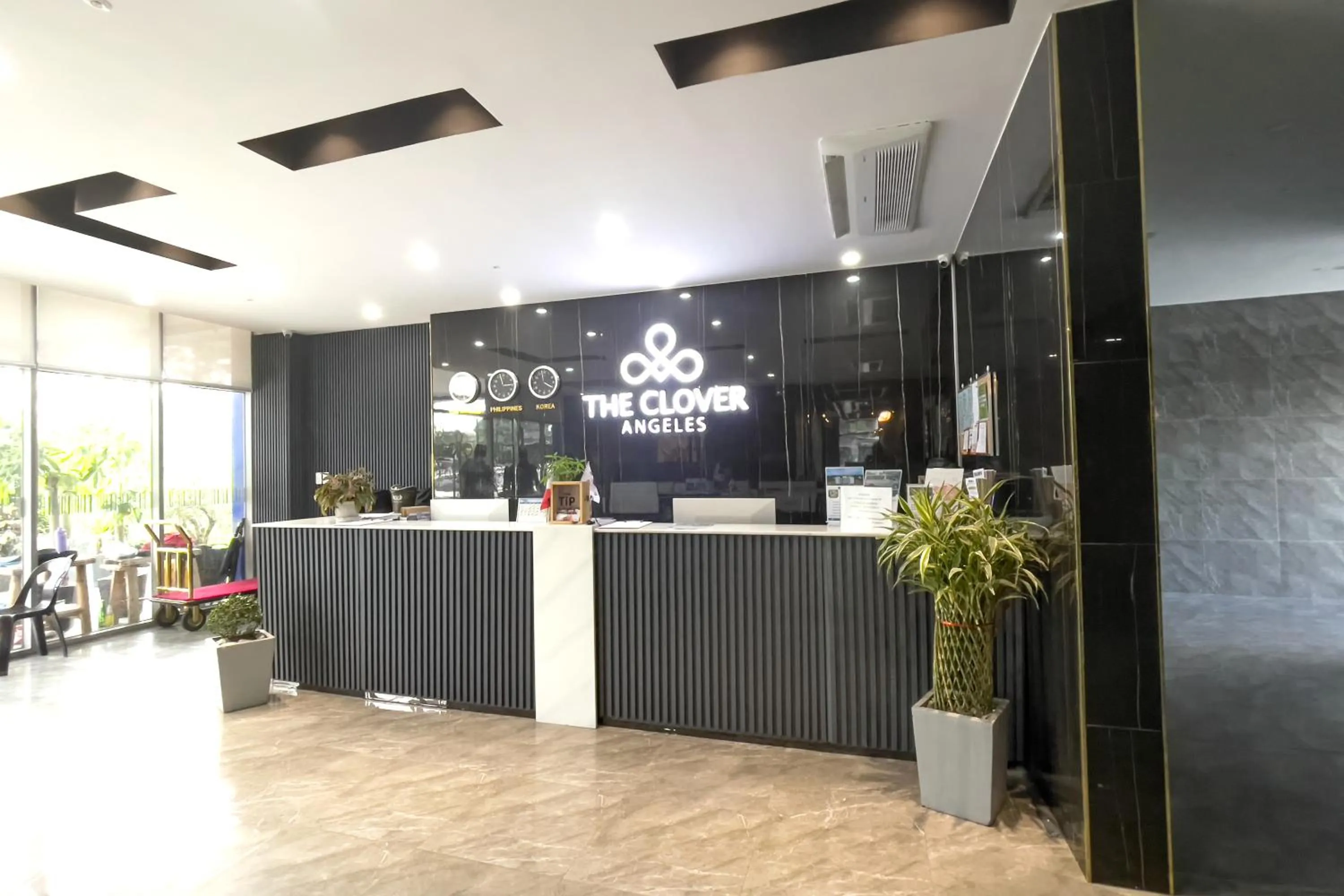 The Clover Hotel Angeles City