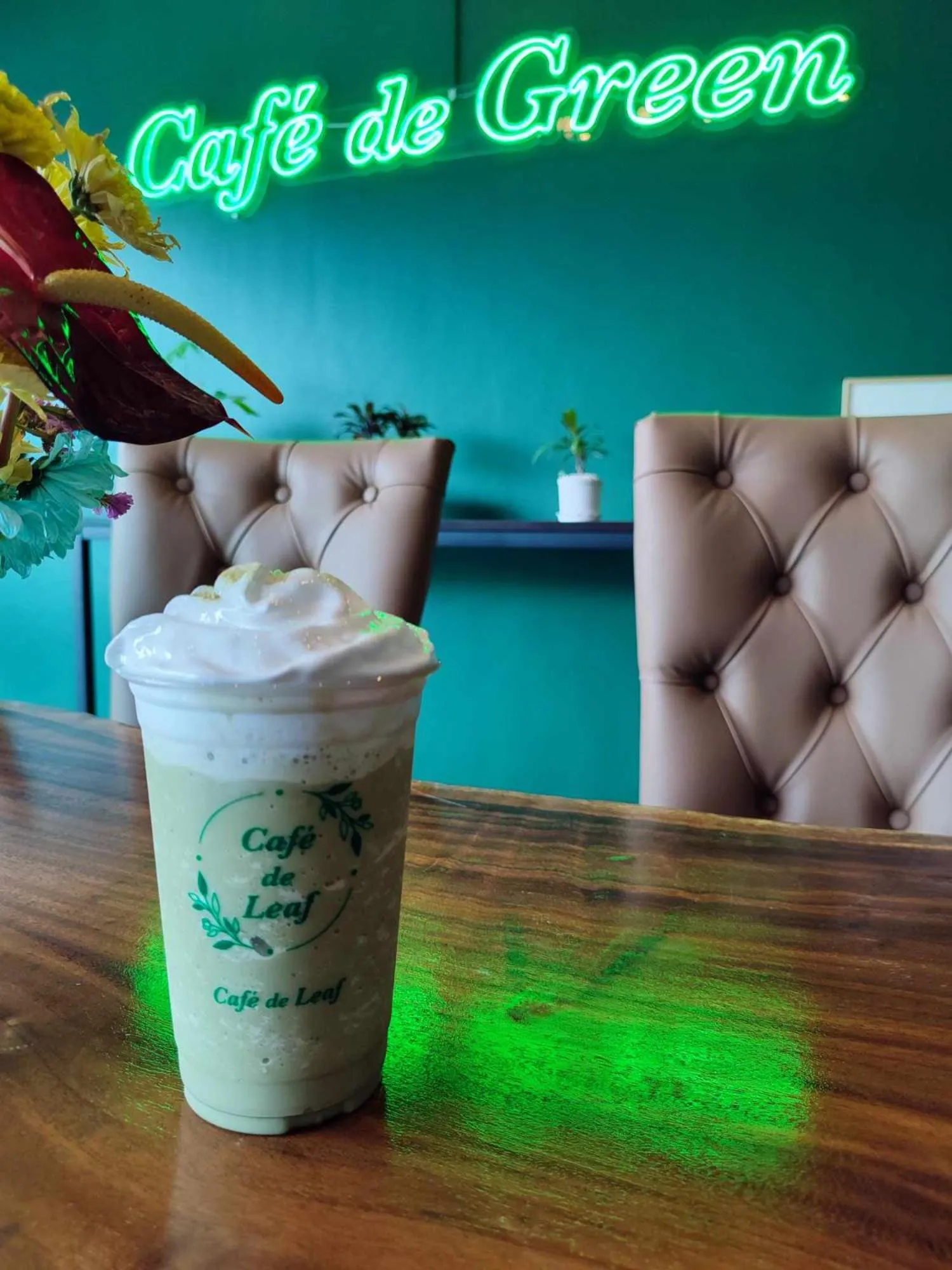 Restaurant/places to eat in The Clover Hotel Angeles City