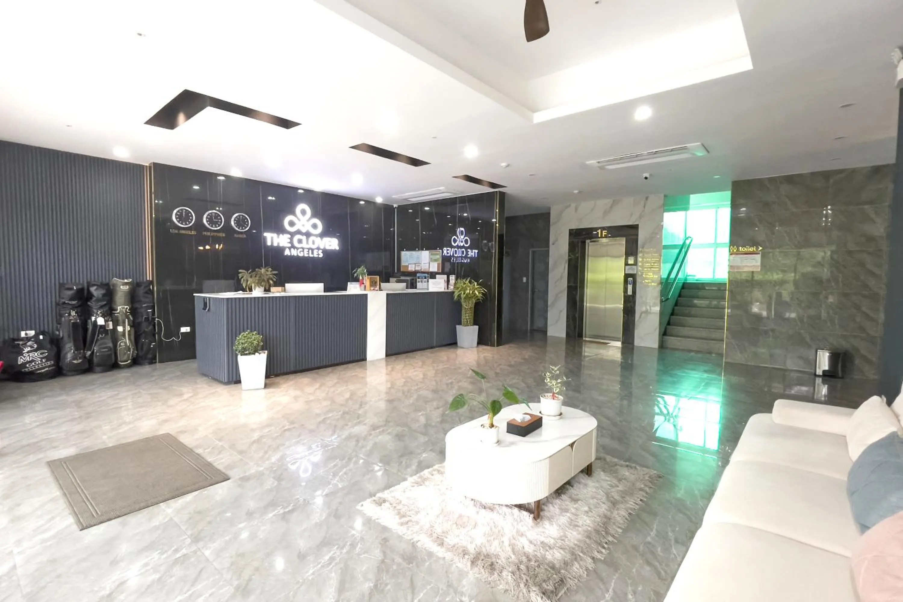 The Clover Hotel Angeles City