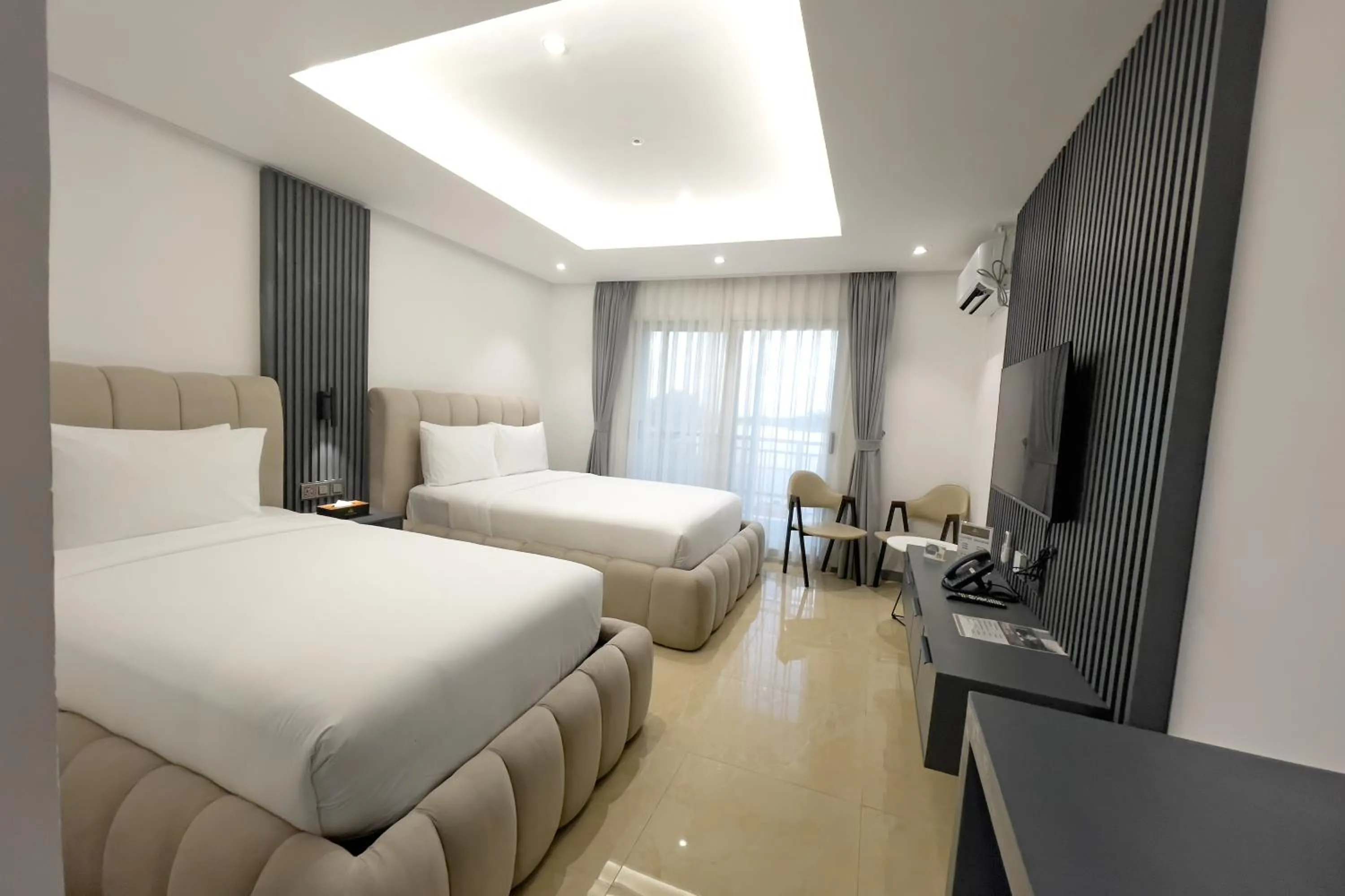 Bed in The Clover Hotel Angeles City