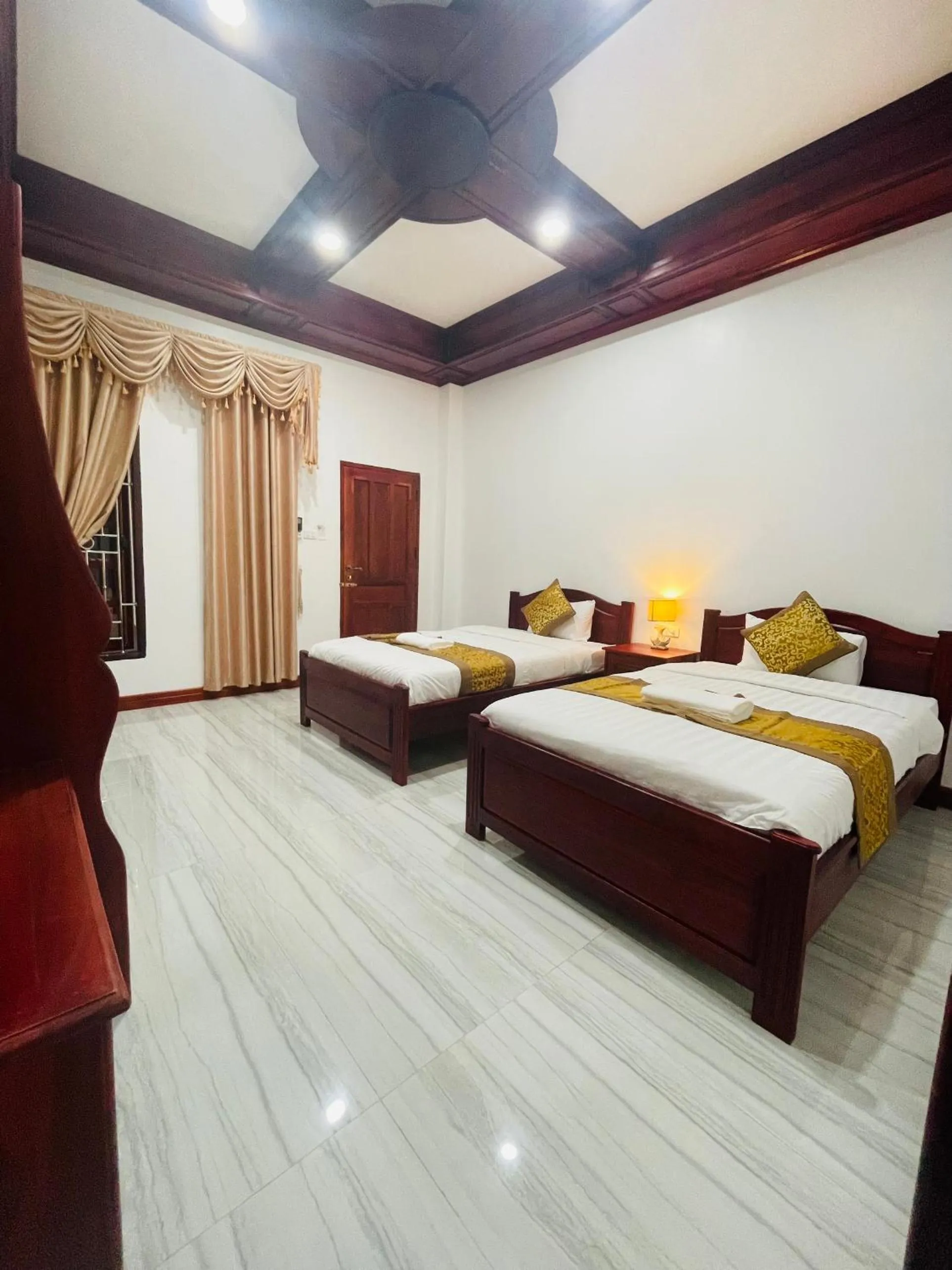 Bedroom, Bed in PhaiLin Hotel