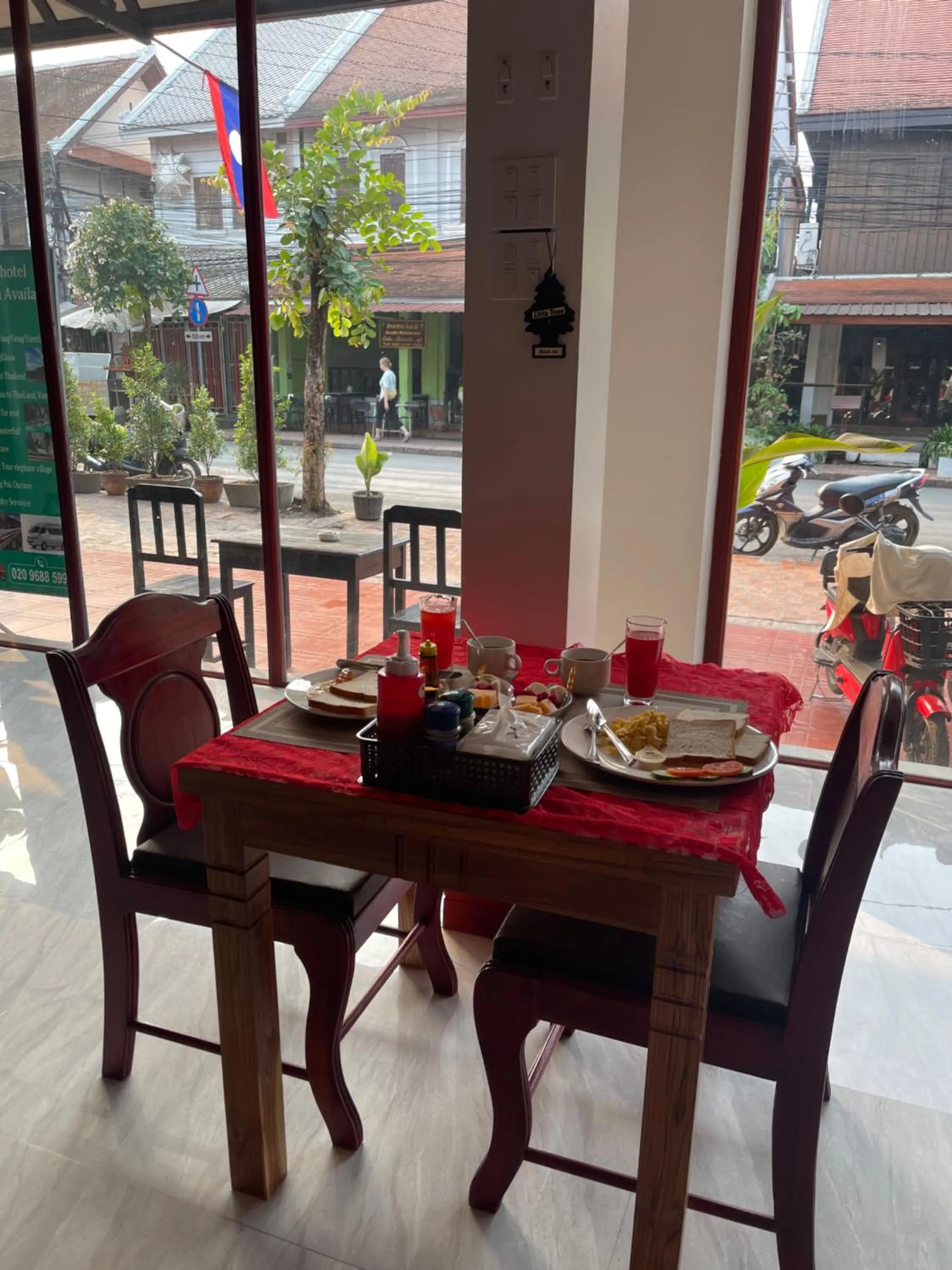 Dining area in PhaiLin Hotel
