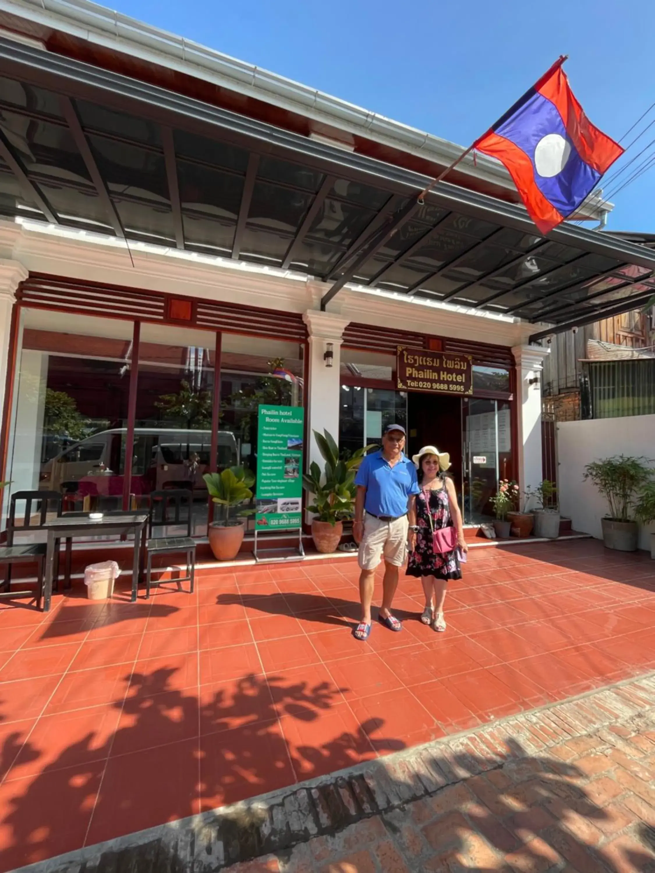 Property building in PhaiLin Hotel Property building in PhaiLin Hotel