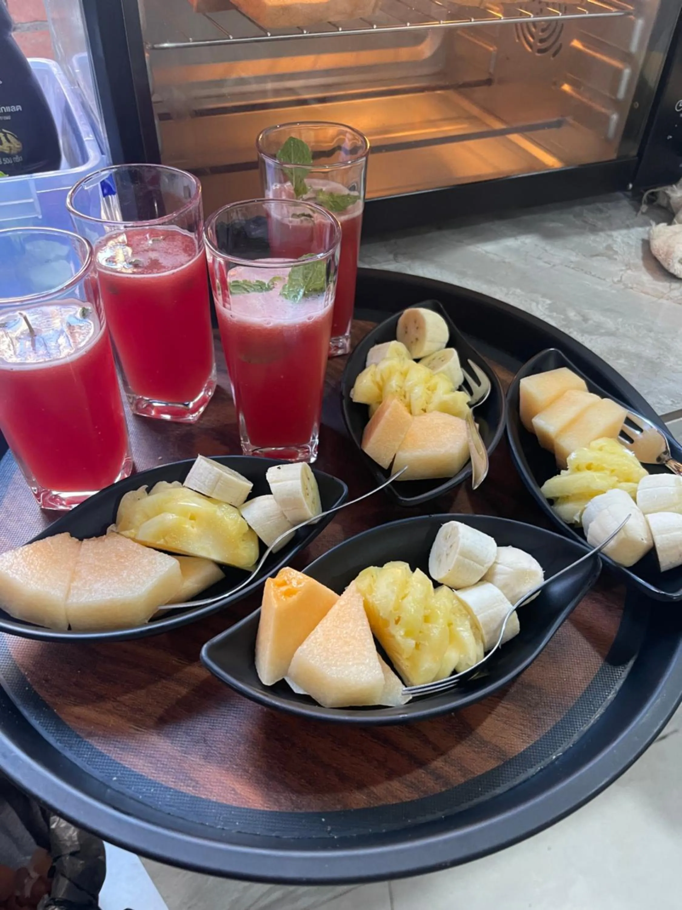 Food and drinks in PhaiLin Hotel