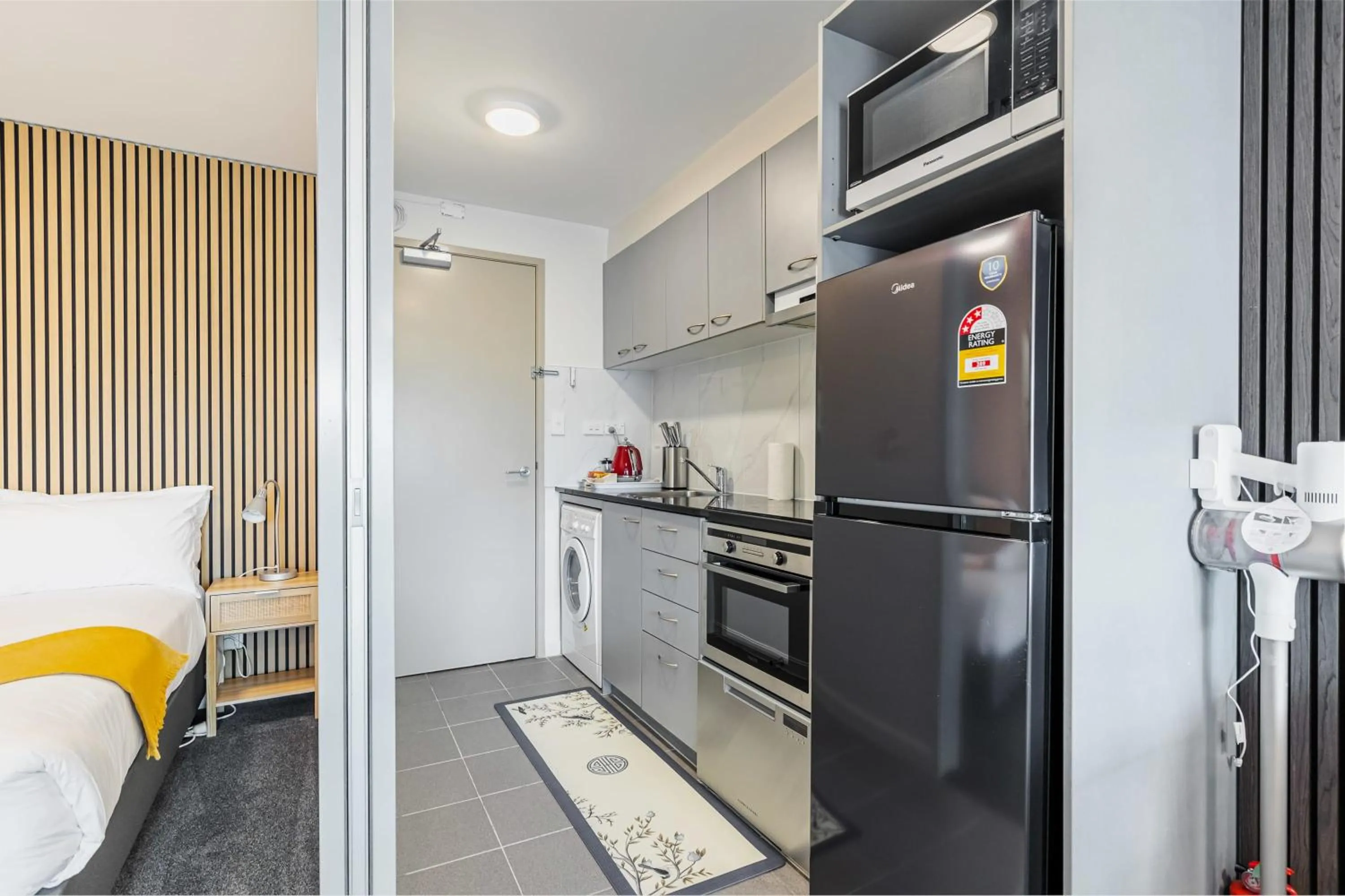 Zodiak Stays Cozy CBD 2BR Near Top Dining Spots