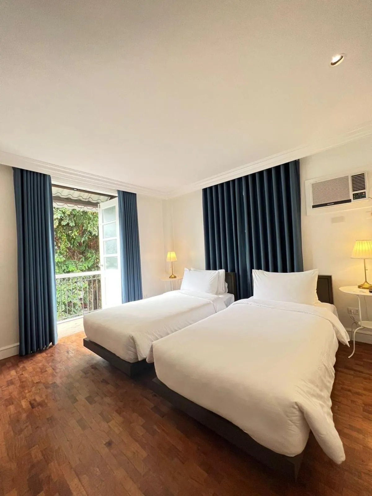The Henry Suites MiraNila Quezon City