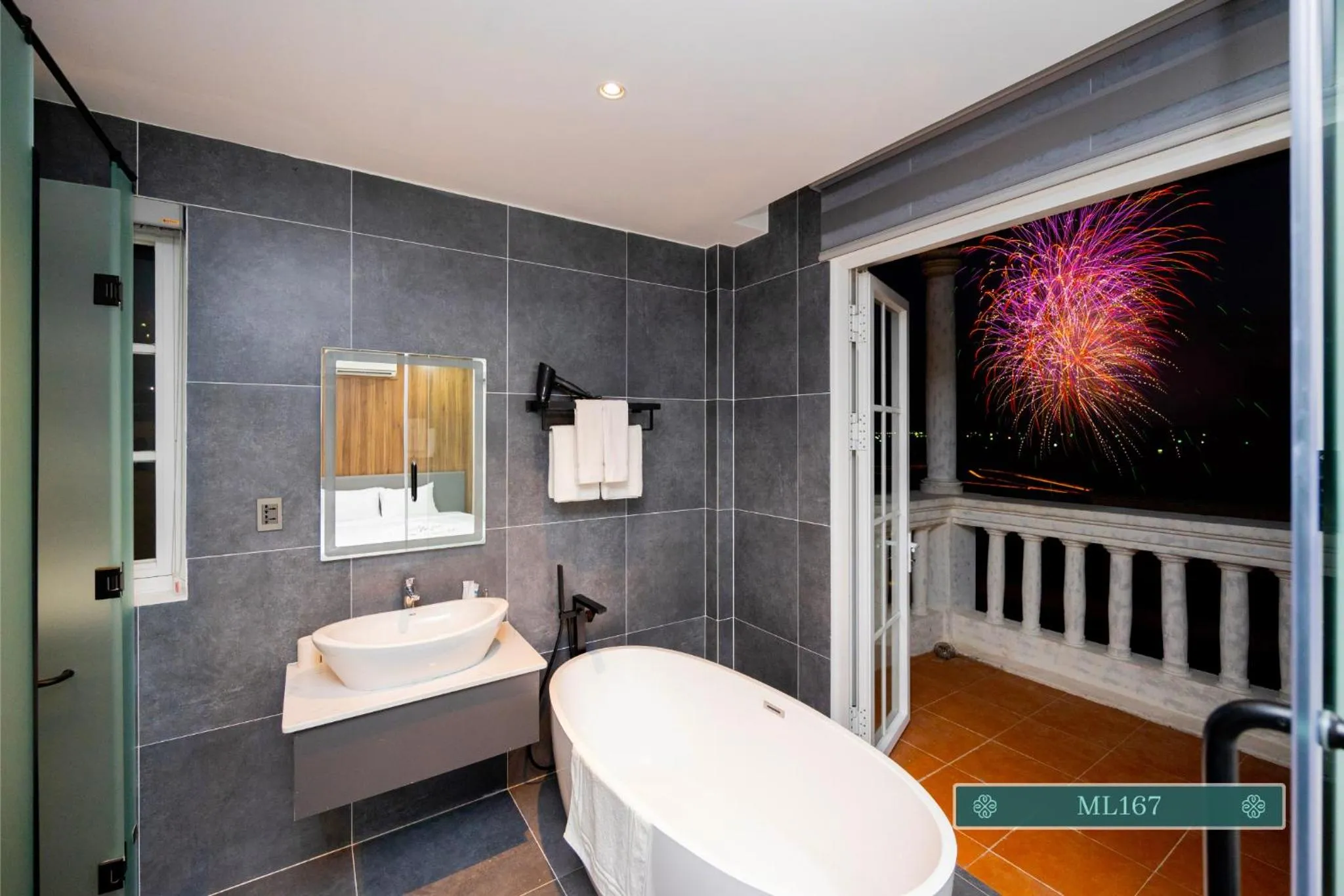 Merci Sunset Town Phu Quoc