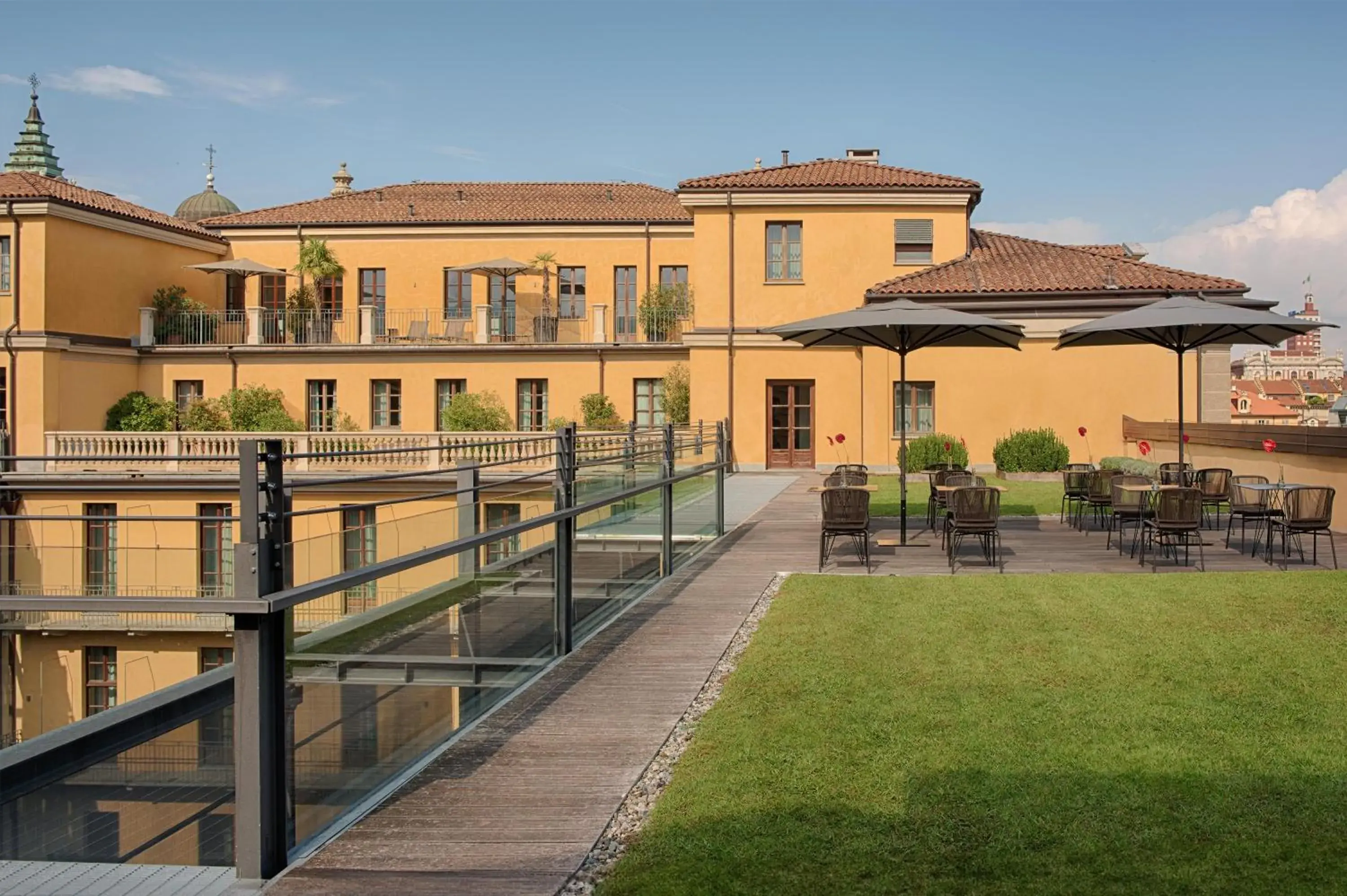 Property building in NH Collection Torino Piazza Carlina Property building in NH Collection Torino Piazza Carlina