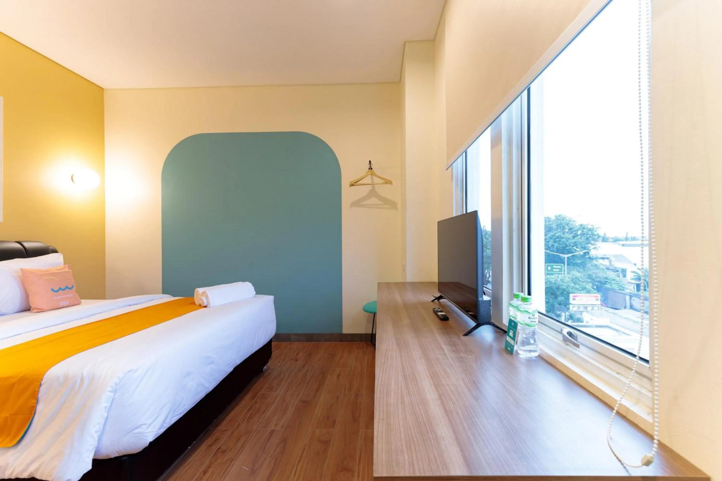 Bed in Sans Hotel Kelapa Gading Jakarta