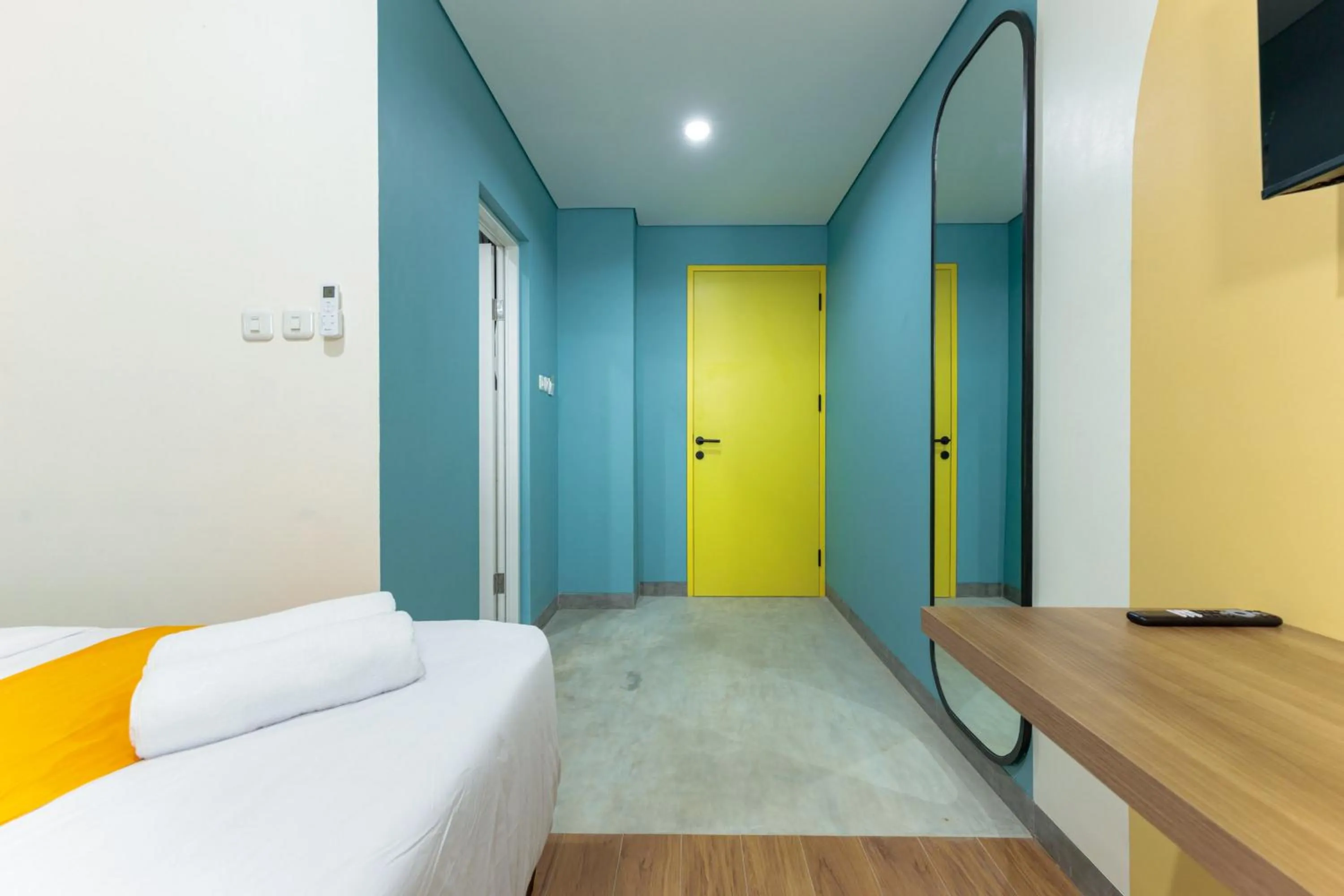 Bed in Sans Hotel Kelapa Gading Jakarta