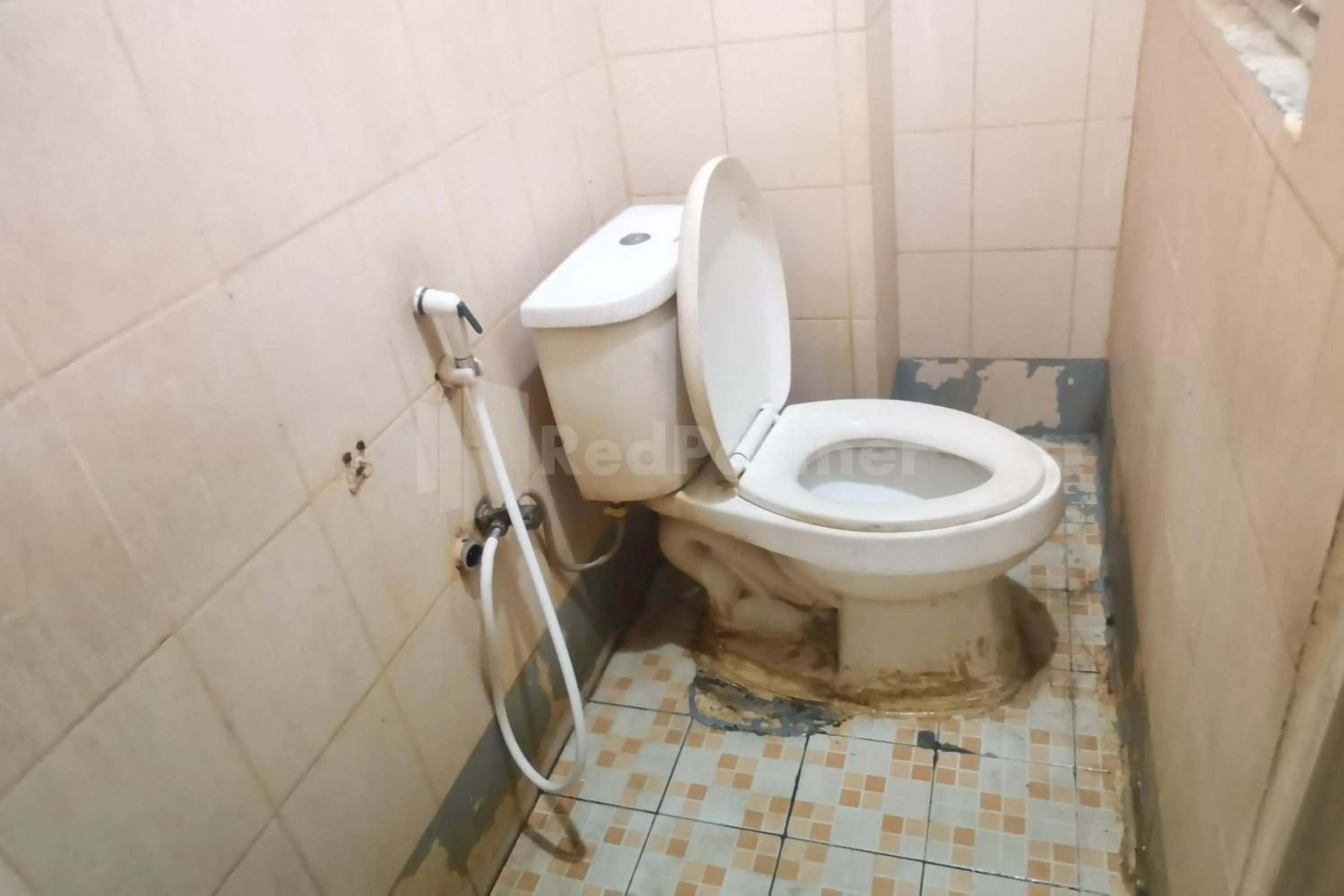 Bathroom in Tangki Residence 1 RedPartner