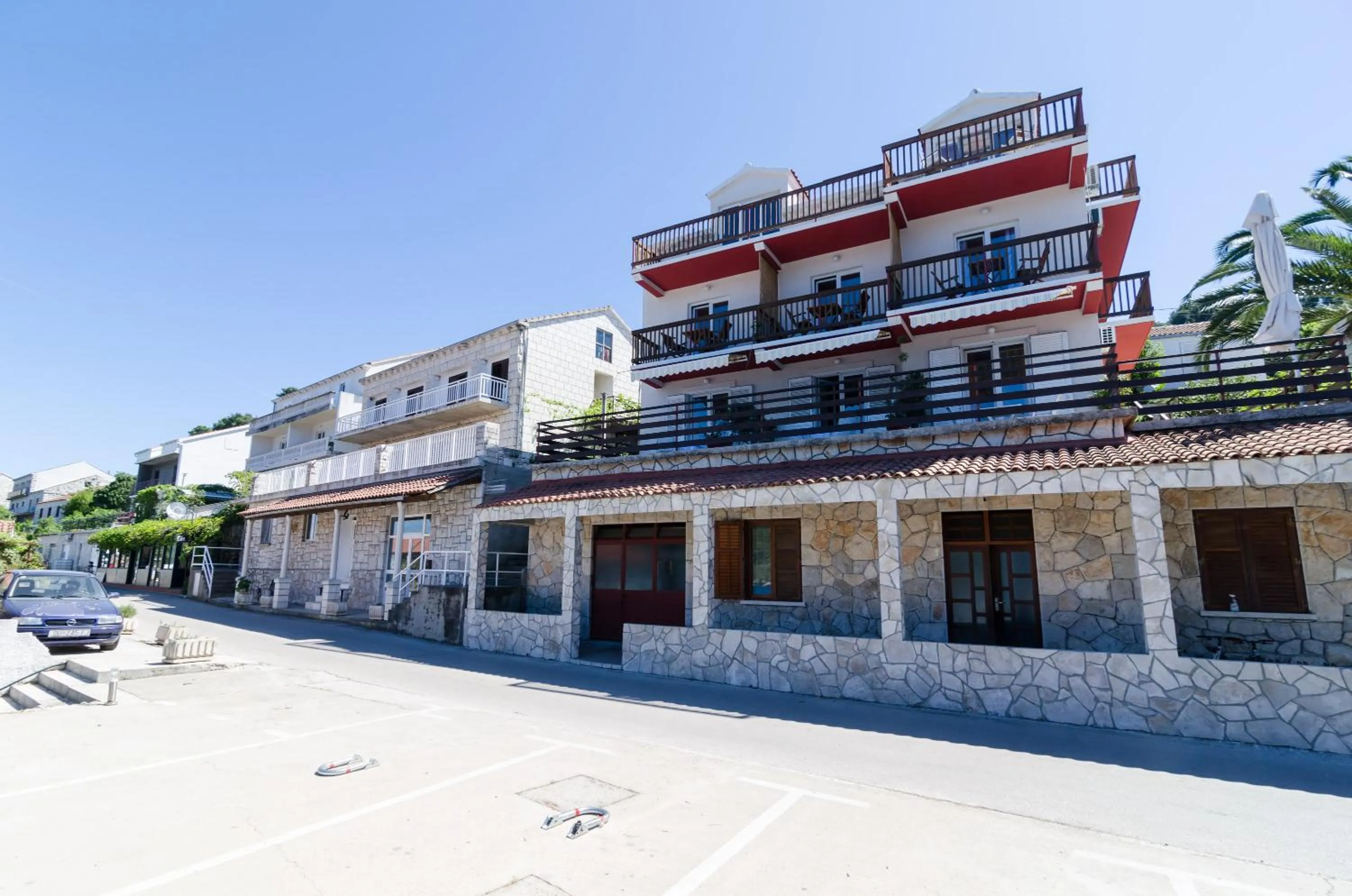 Facade/entrance in Apartments Matana Chano