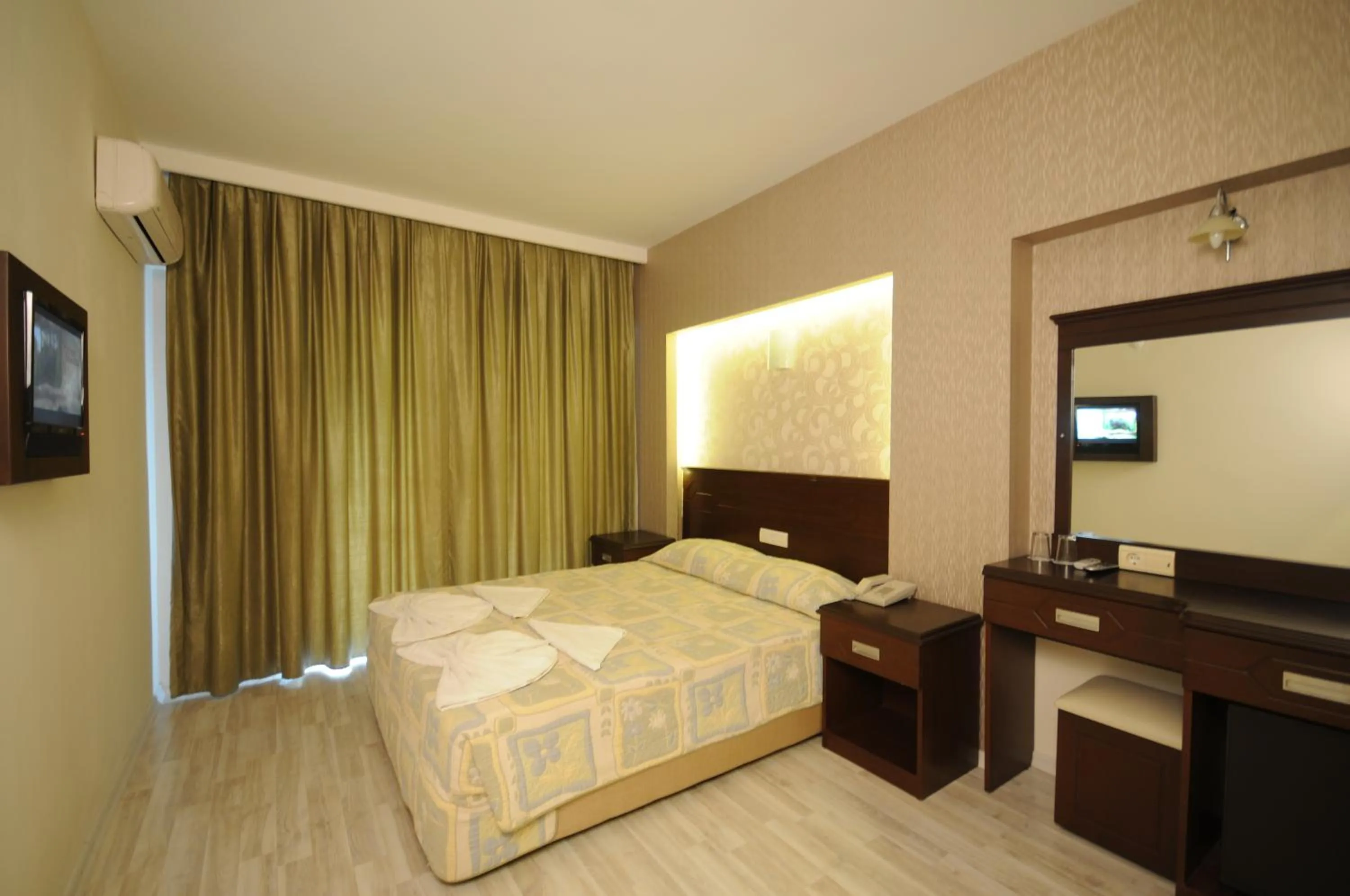 Bedroom in Palmea Hotel