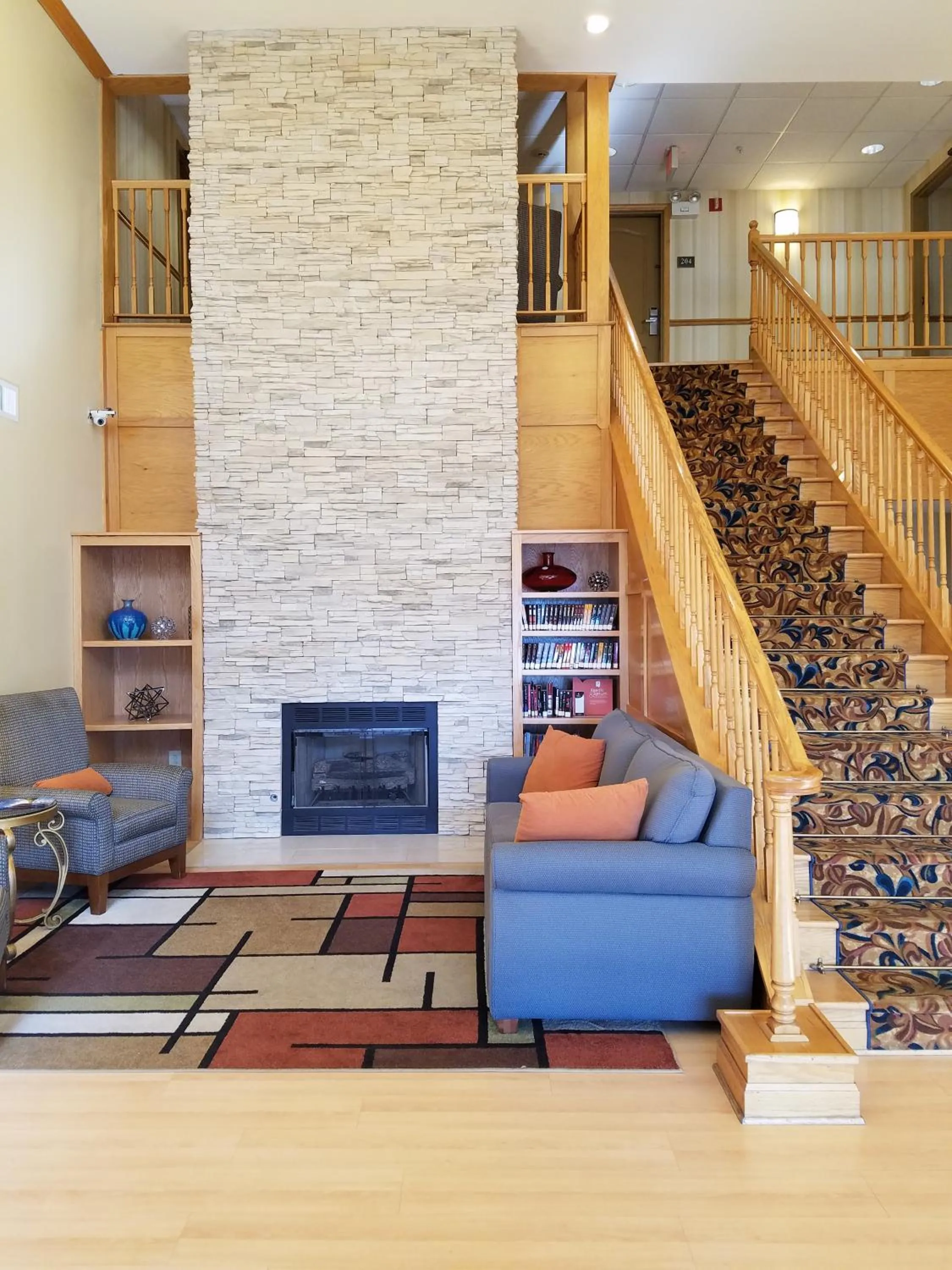 Lobby or reception in Country Inn & Suites by Radisson, Lexington, VA