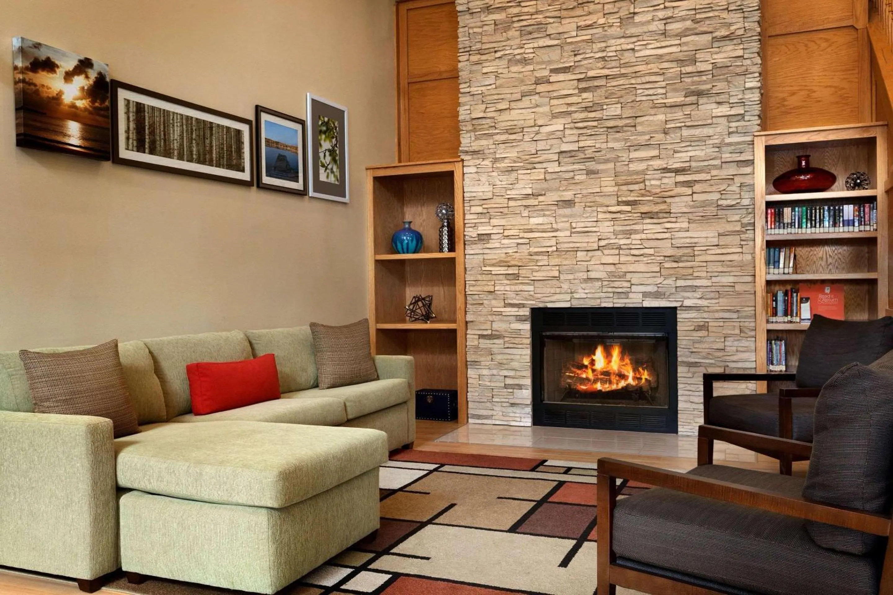 Lobby or reception in Country Inn & Suites by Radisson, Lexington, VA