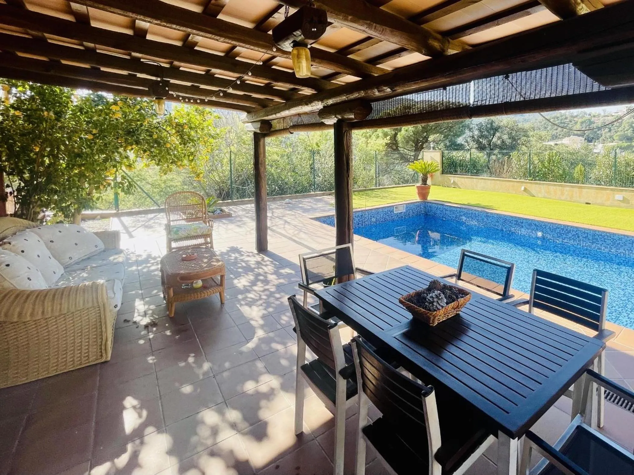 La Nova by Costabravaway