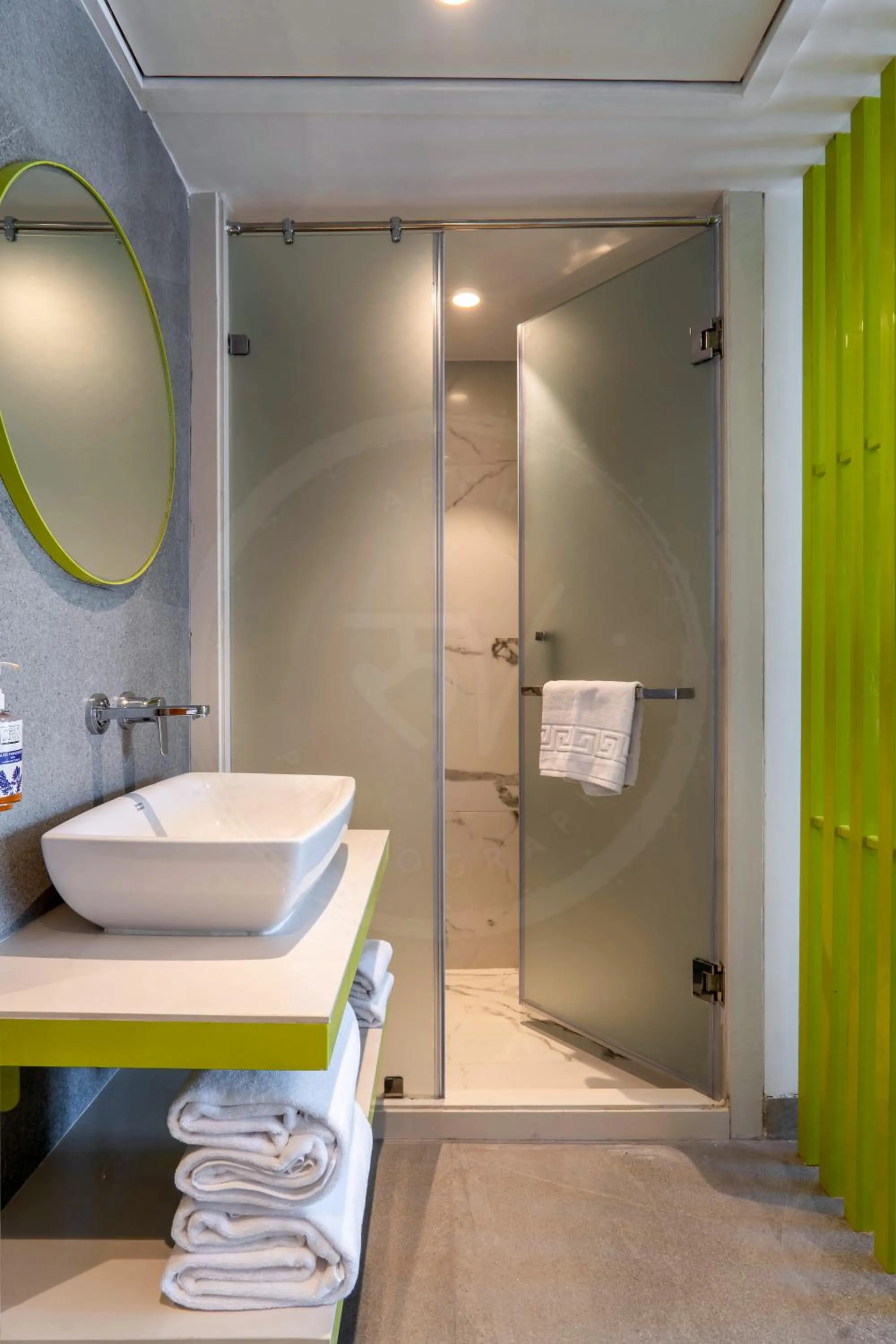 Bathroom in Le Roi Dehradun at Dehradun Railway Station