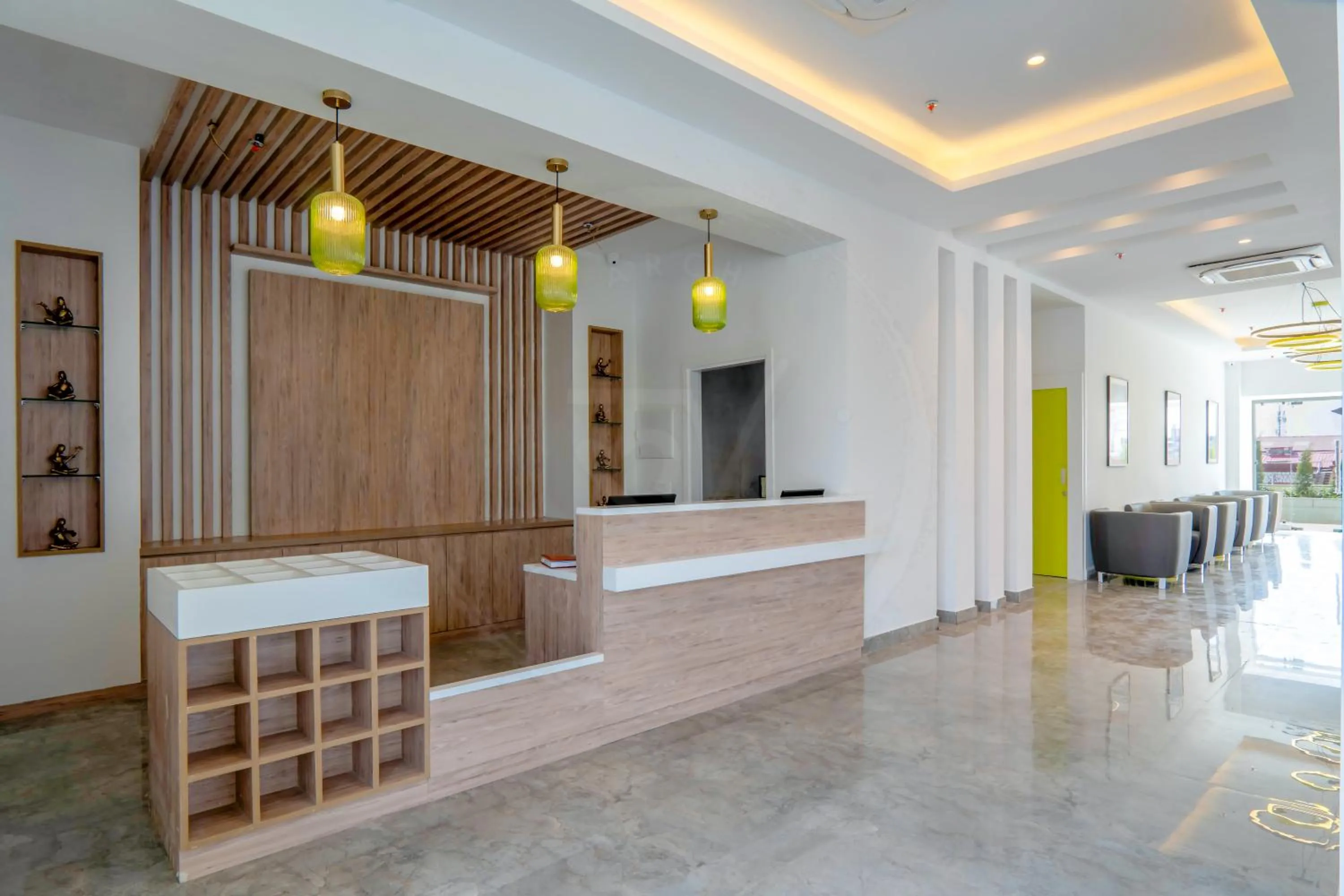 Lobby or reception in Le Roi Dehradun at Dehradun Railway Station