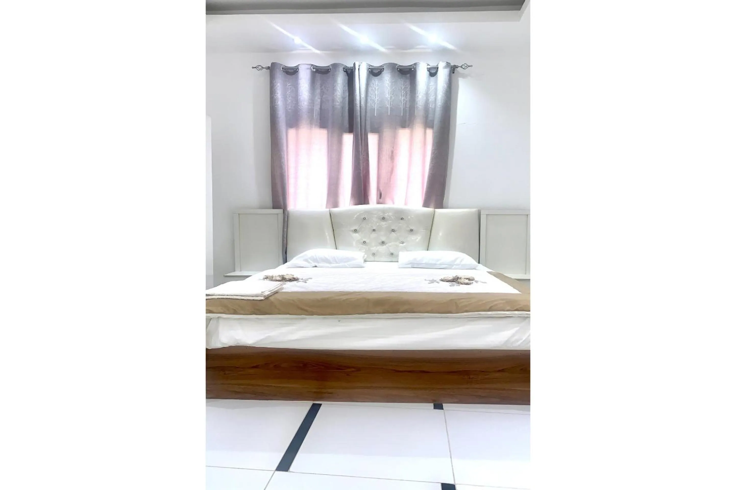 Bedroom, Bed in OYO 157 Dream Barka Hotel