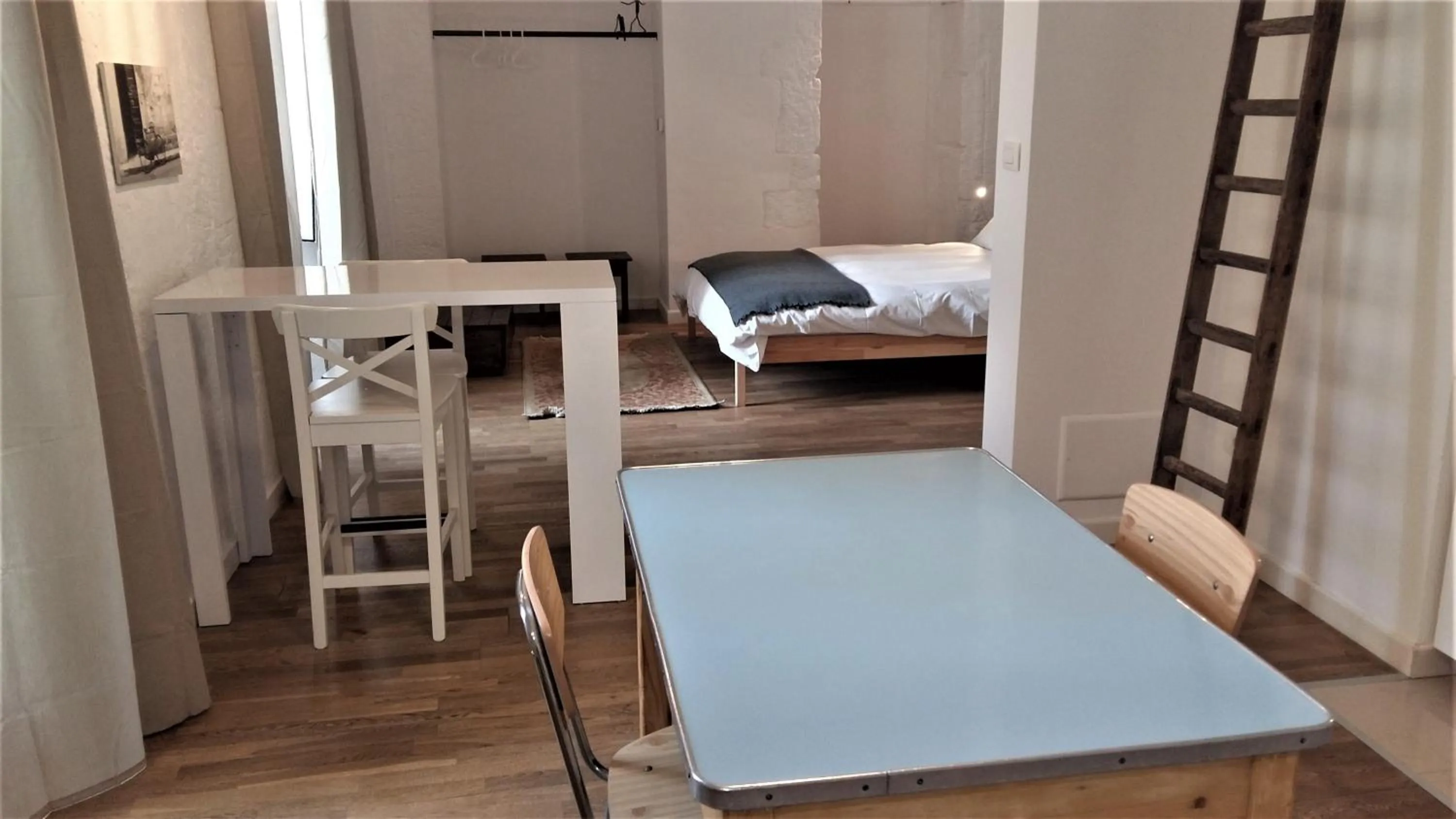 Dining area in I Templari B&B self-contained