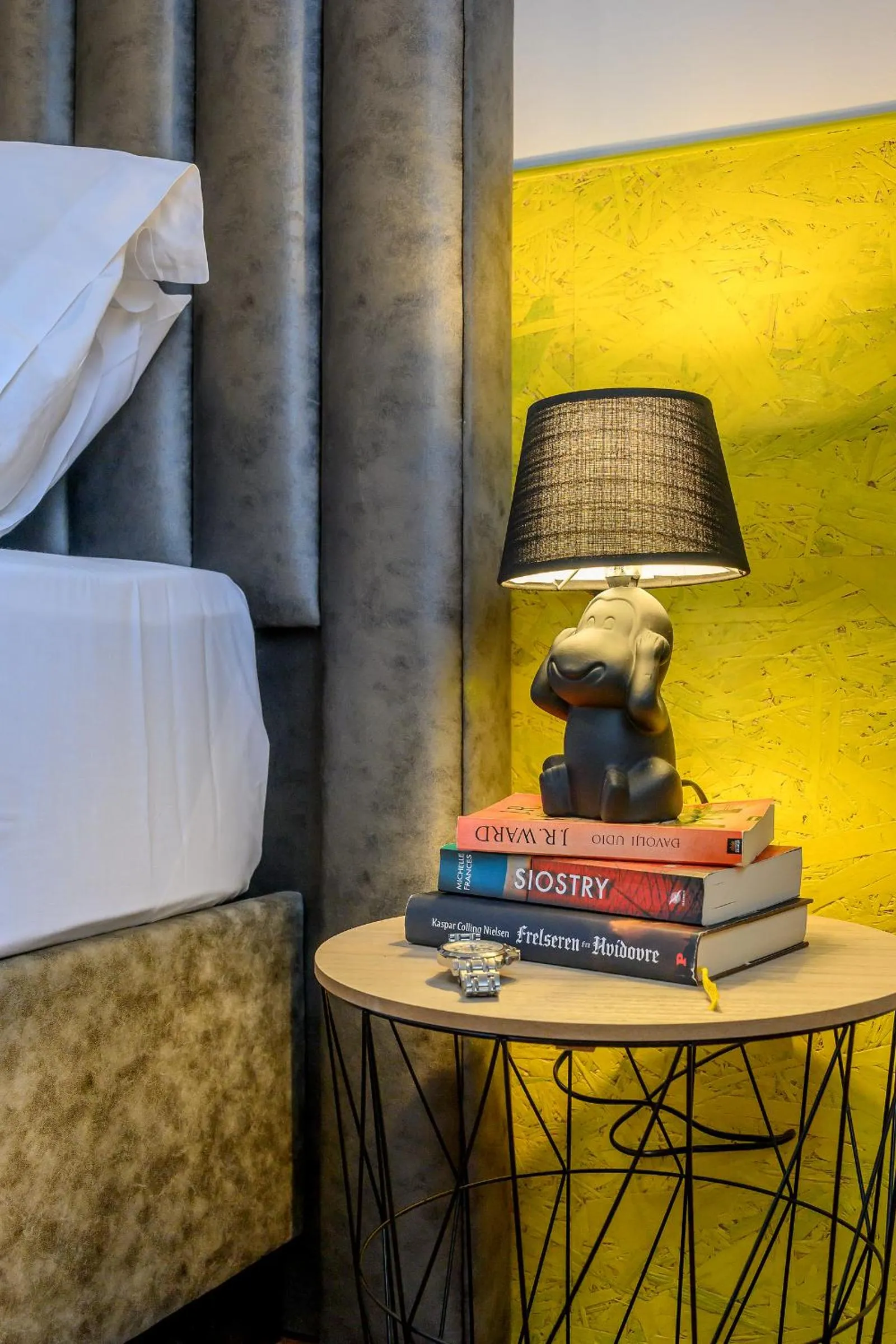 Bed in Yellow house with private parking