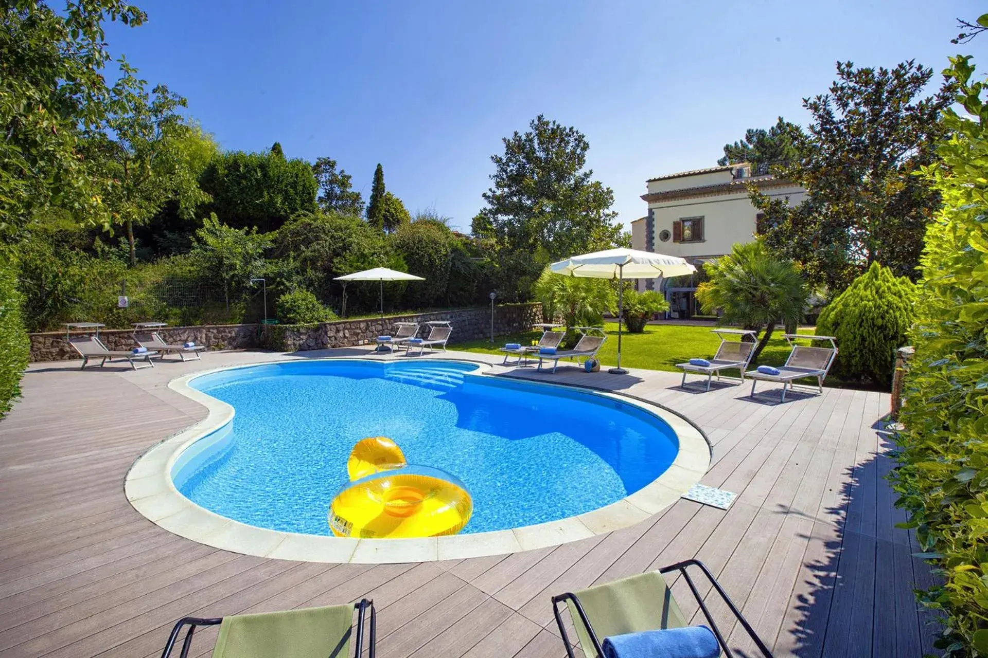 Amore Rentals - Villa Il Pino Amore Rentals - Villa Il Pino