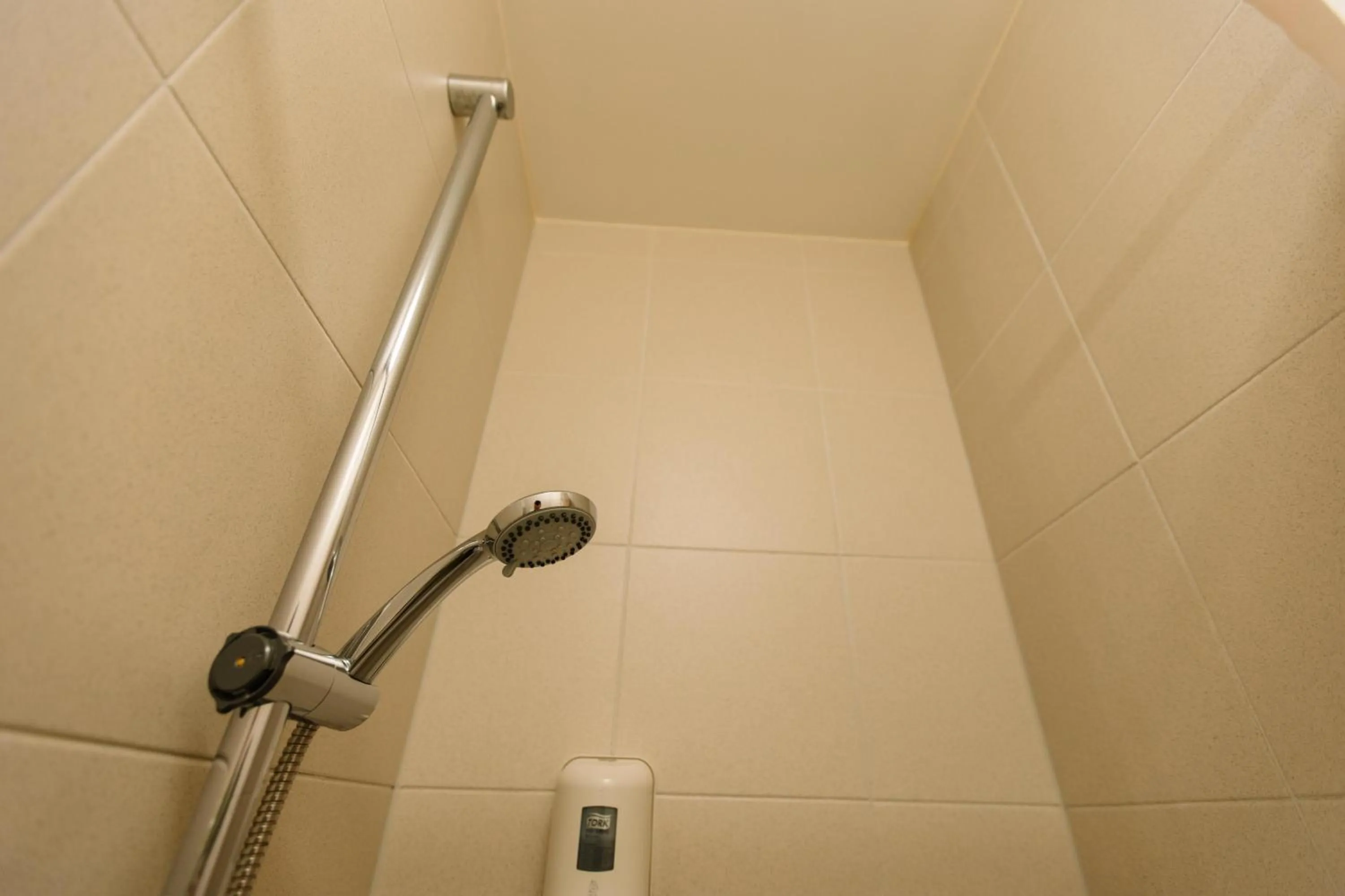 Shower in Landhotel Gasthof Drexler GbR