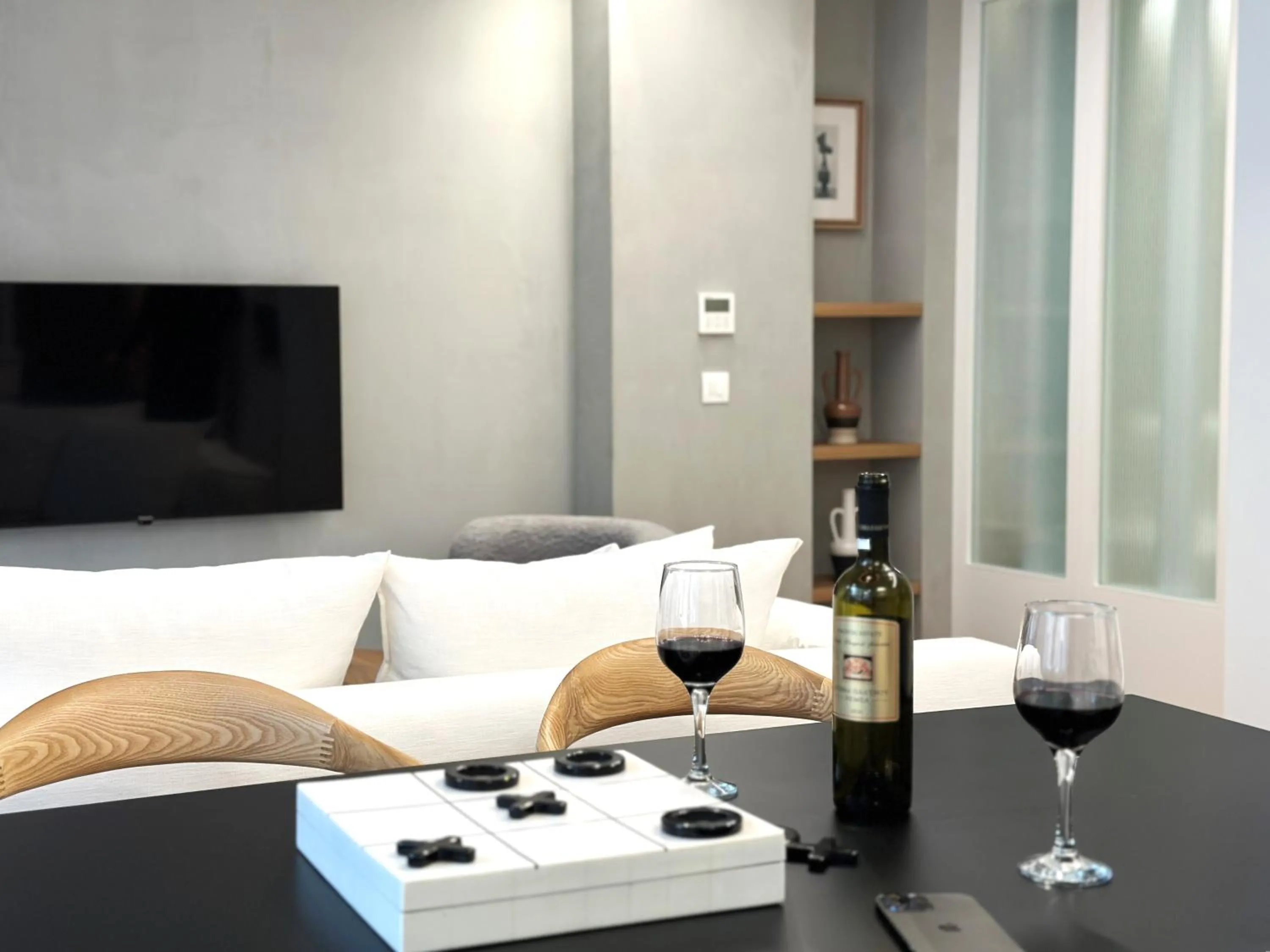 TV and multimedia in AIONION RESIDENCES by K&K