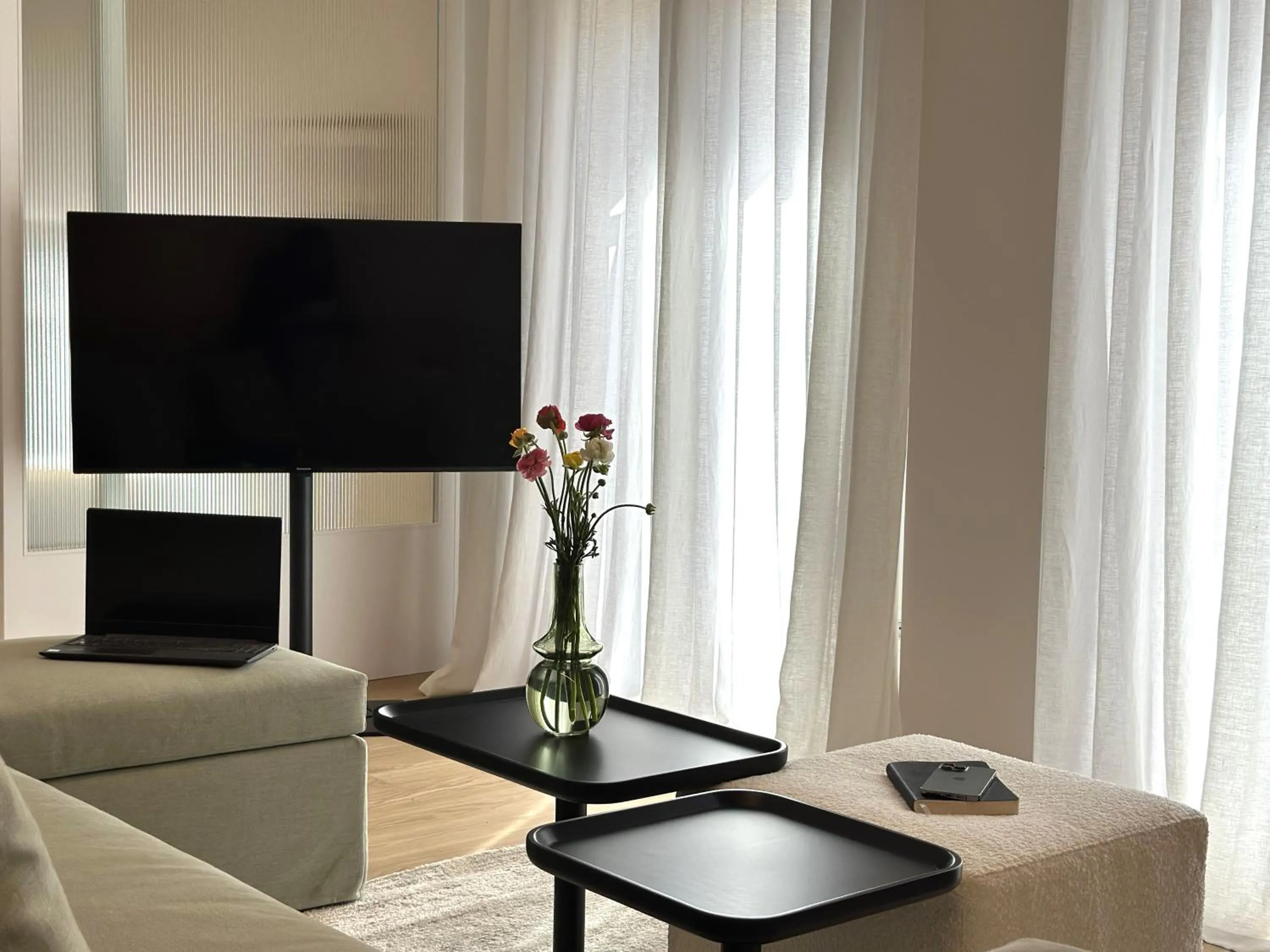 TV and multimedia in AIONION RESIDENCES by K&K