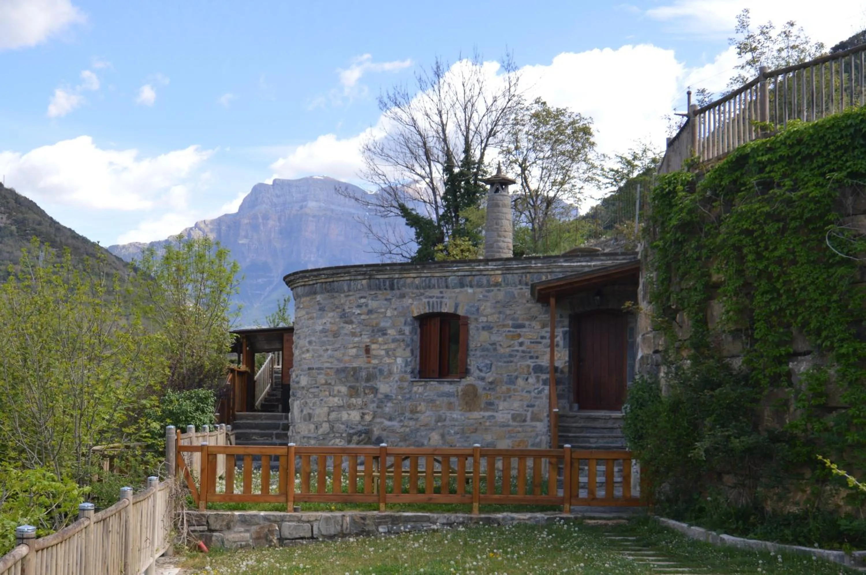 Property building in Hotel Rural El Portón de Murillo