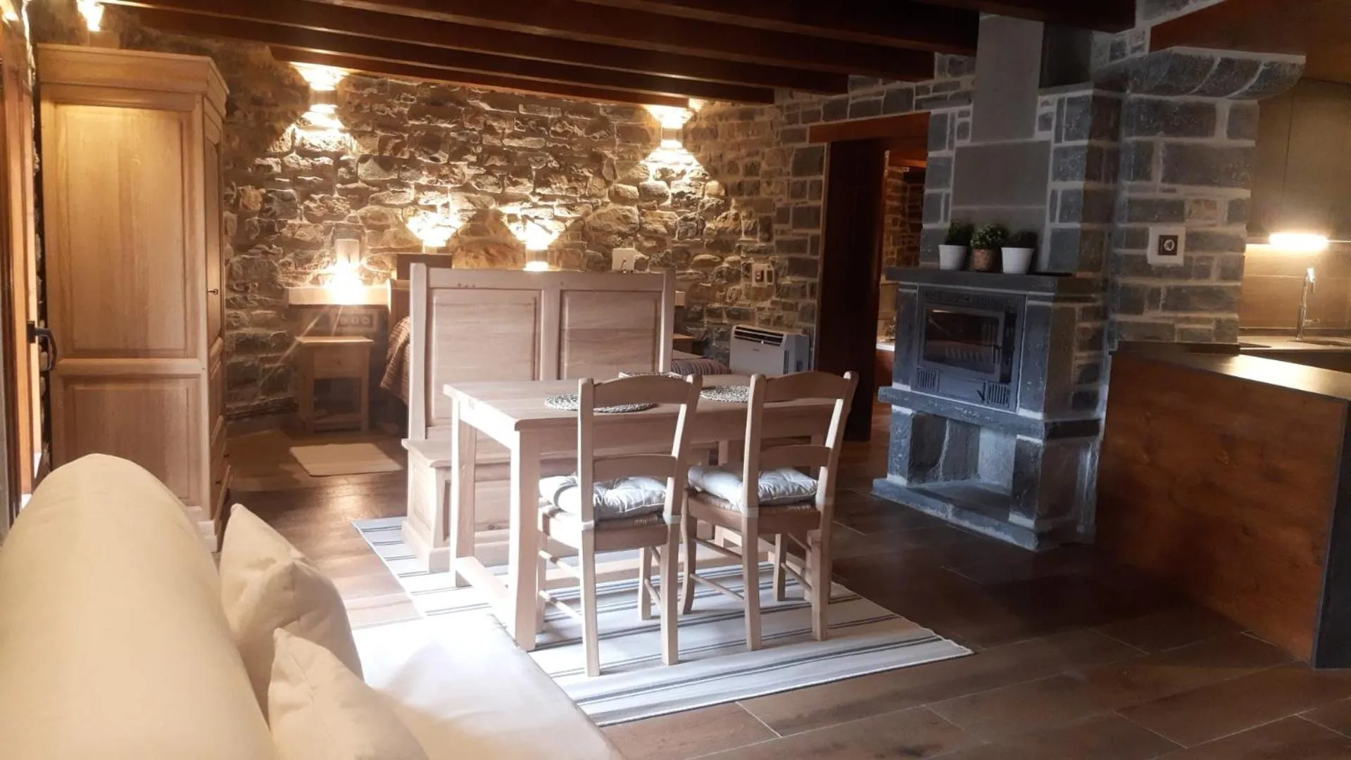 Dining area in Hotel Rural El Portón de Murillo