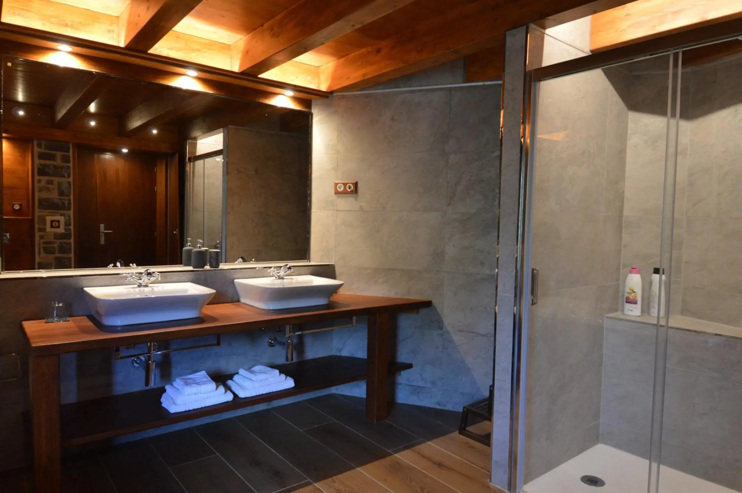Deluxe Studio - single occupancy in Hotel Rural El Portón de Murillo Deluxe Studio - single occupancy in Hotel Rural El Portón de Murillo