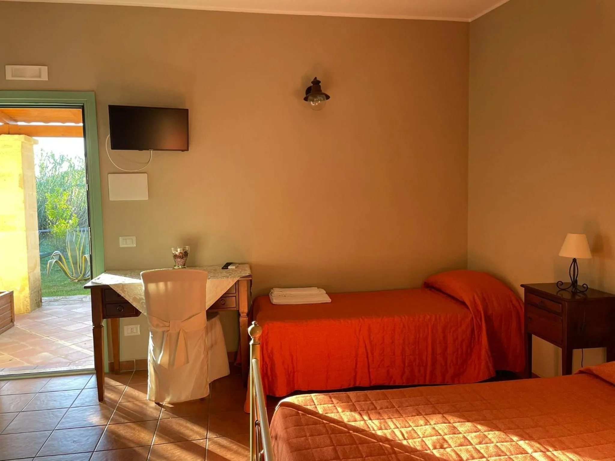 Photo of the whole room, Bed in Borgo Nocchiara