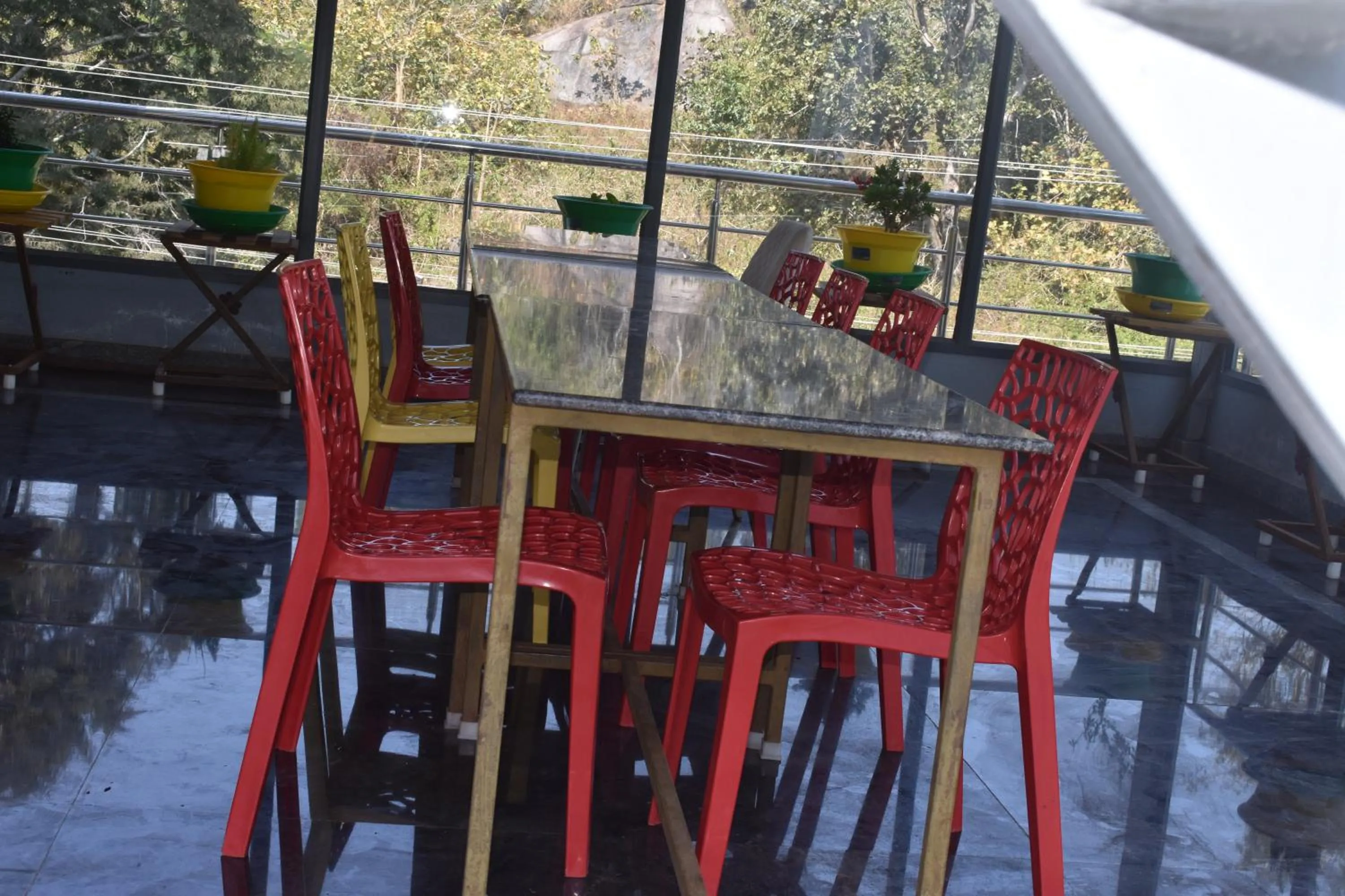 Dining area in Yelagiri GoldHill Resort