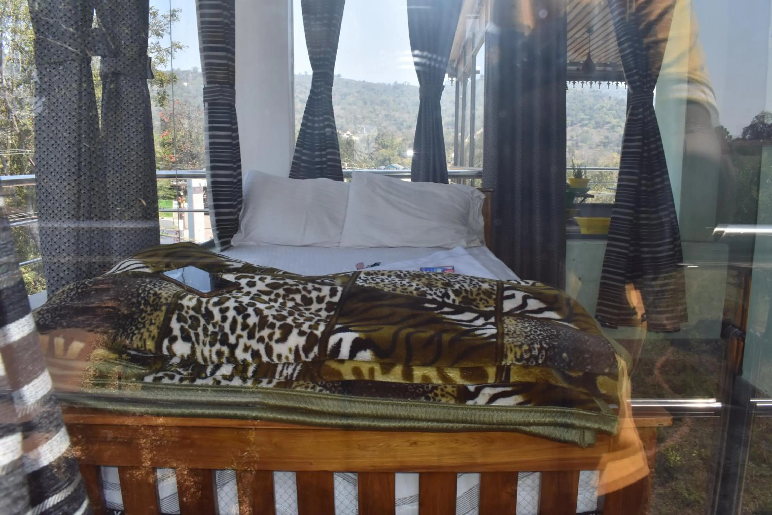 Bed in Yelagiri GoldHill Resort