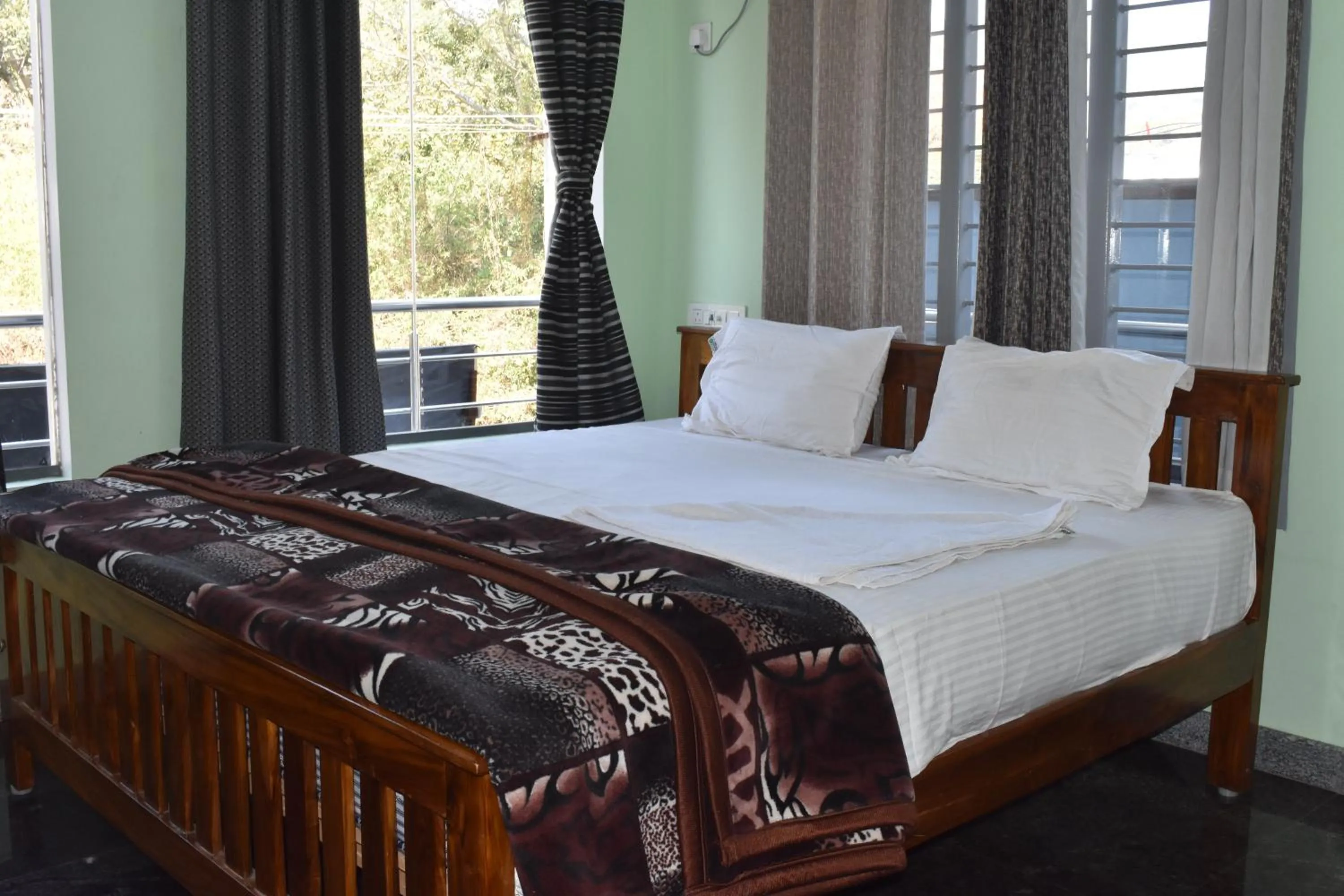 Bedroom, Bed in Yelagiri GoldHill Resort