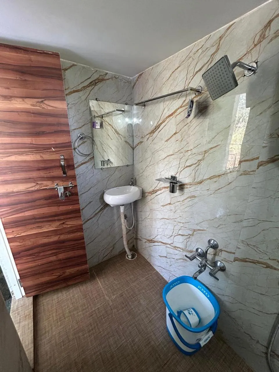Bathroom in Yelagiri GoldHill Resort