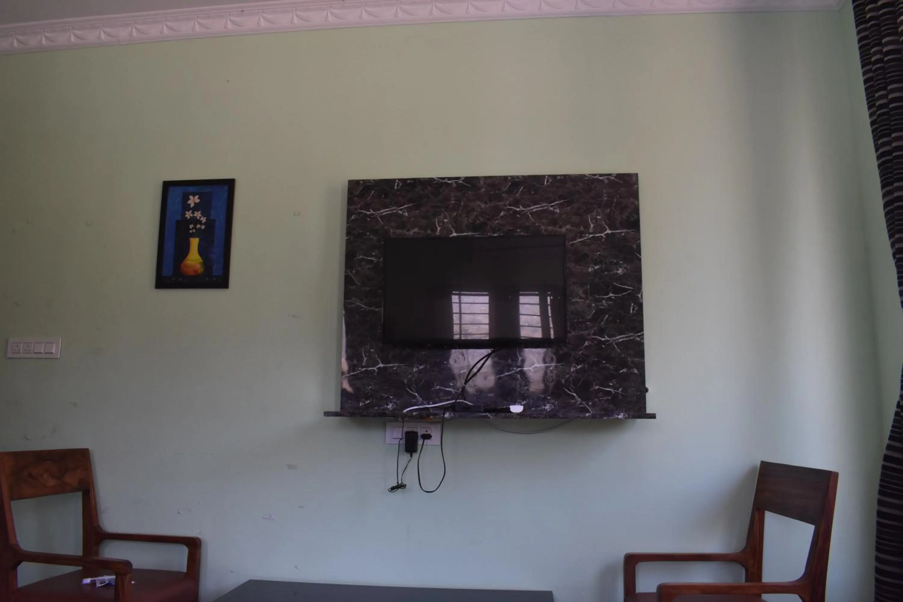 TV and multimedia in Yelagiri GoldHill Resort