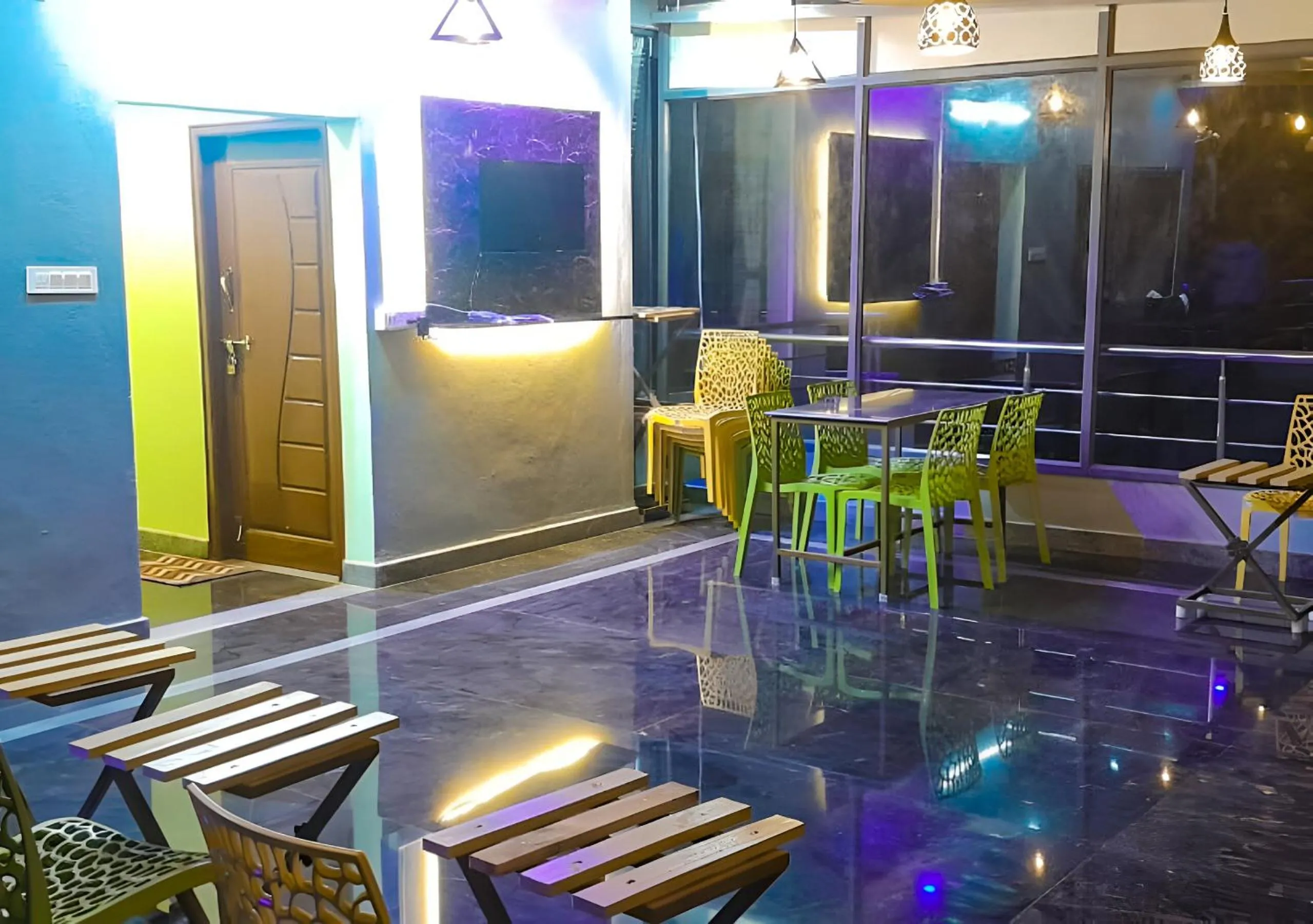 Seating area in Yelagiri GoldHill Resort