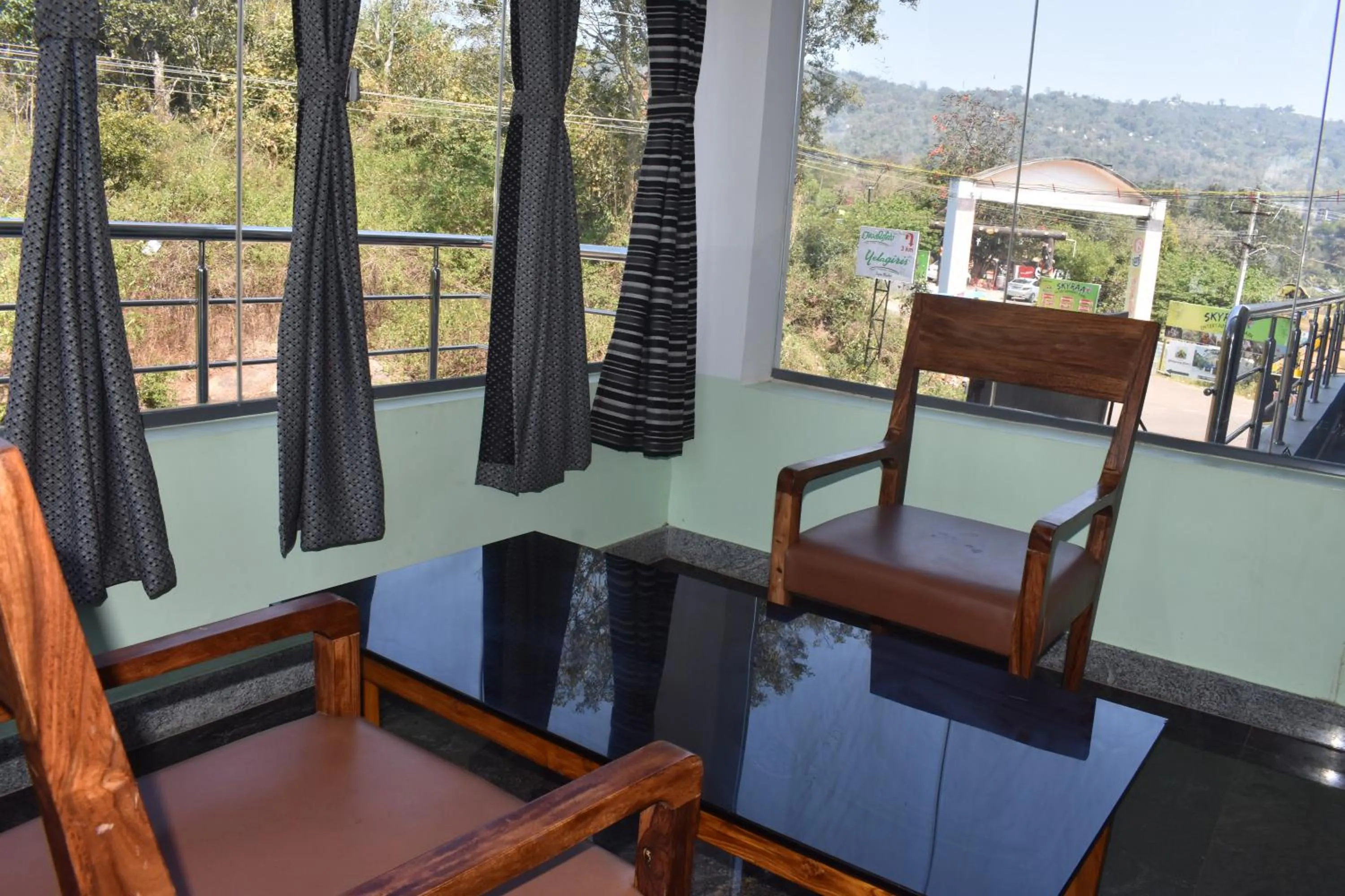 Seating area in Yelagiri GoldHill Resort