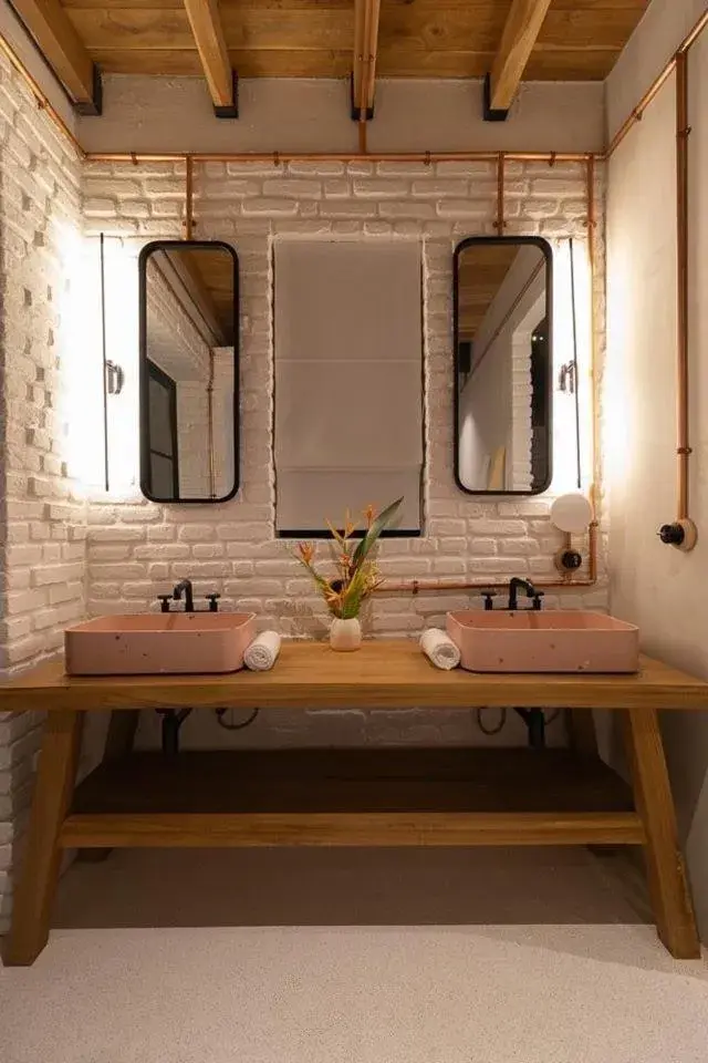 Bathroom in Miss Ceylon Bathroom in Miss Ceylon