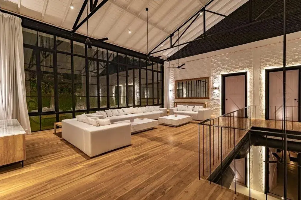 Living room, Bed in Miss Ceylon Living room, Bed in Miss Ceylon