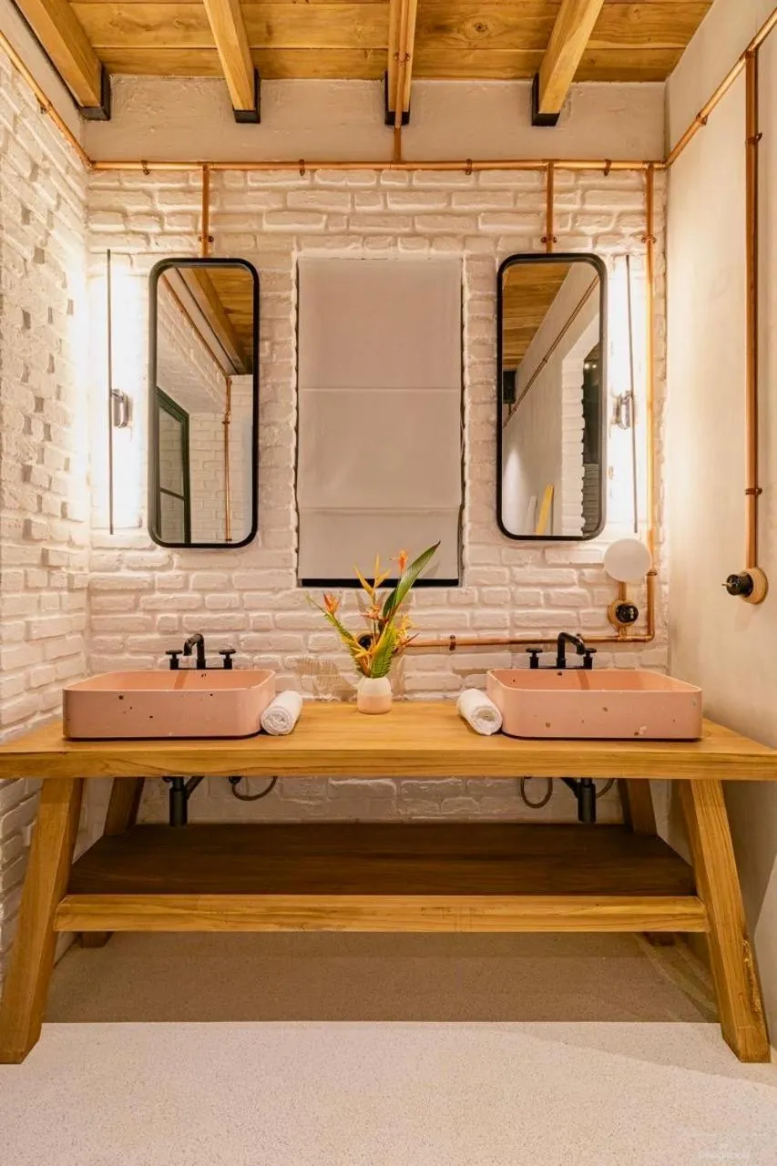 Bathroom in Miss Ceylon