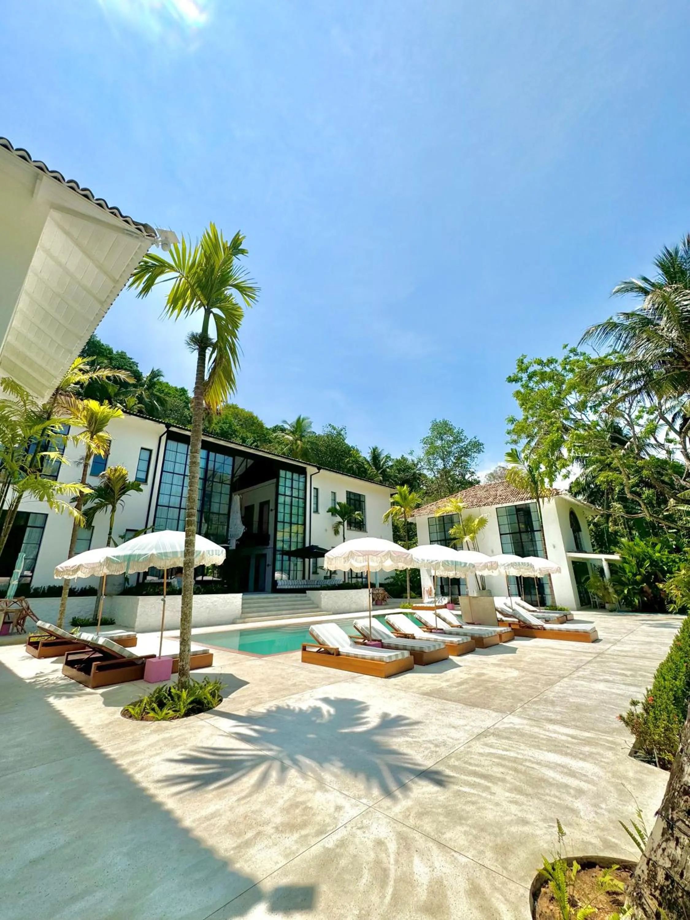 Swimming pool in Miss Ceylon